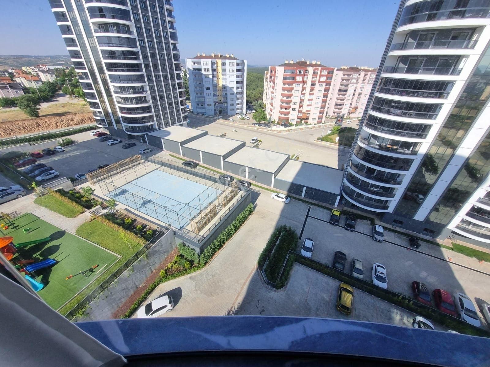 Kemalöz Mahallesinde Sancak Şehirde Ara Kat Akıllı Ev Sistemi - Görsel 17