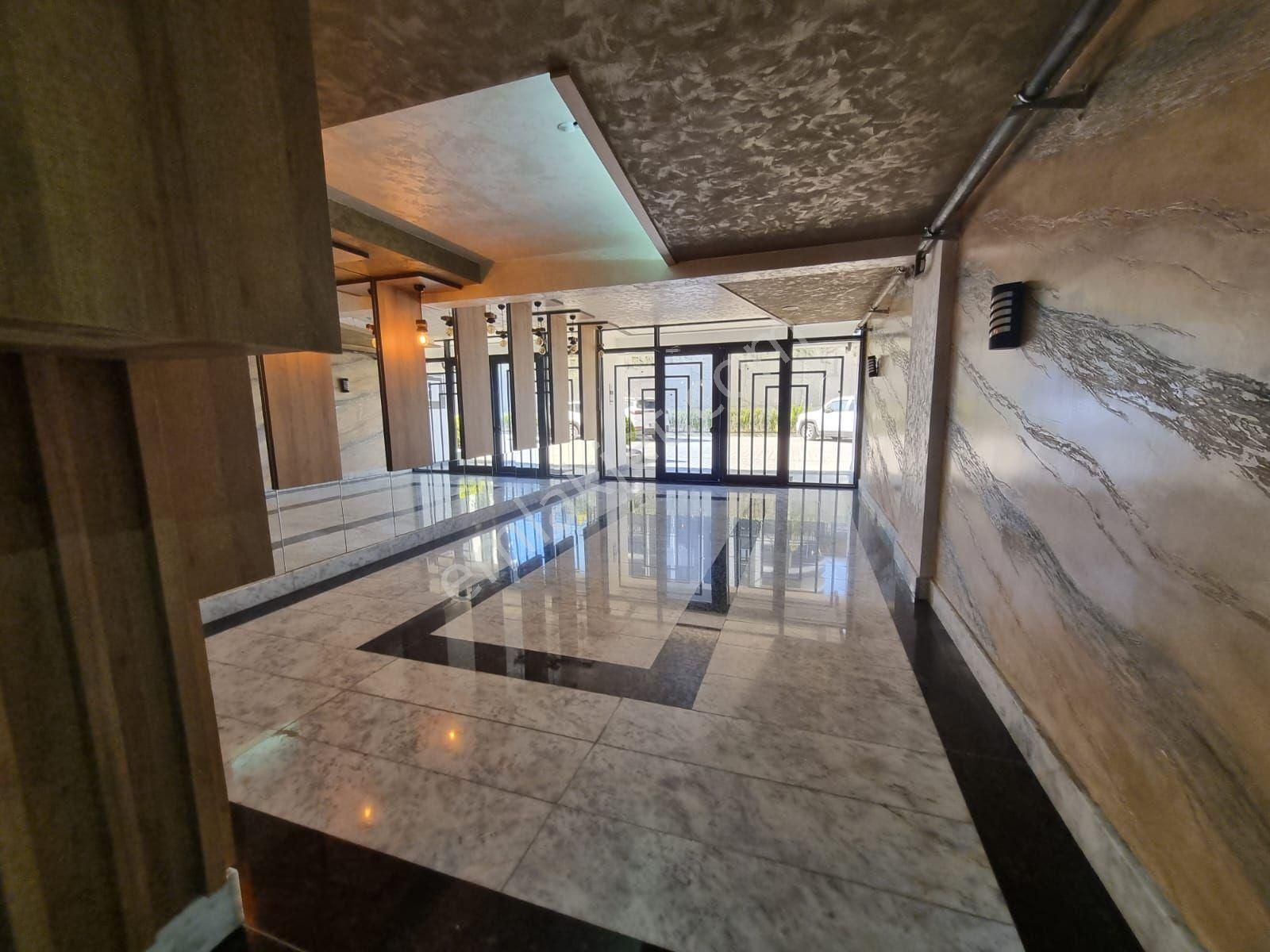 Kemalöz Mahallesinde Sancak Şehirde Ara Kat Akıllı Ev Sistemi - Görsel 14