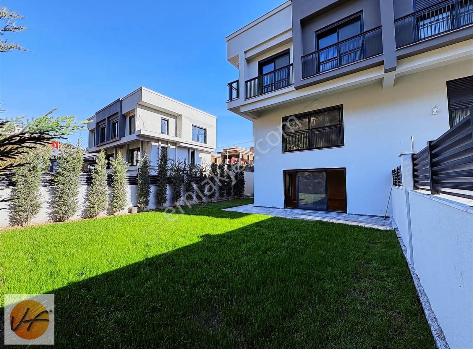Bornova Çamiçi Mah Satılık 175 M2 Tripleks Lüks Villa - Görsel 18