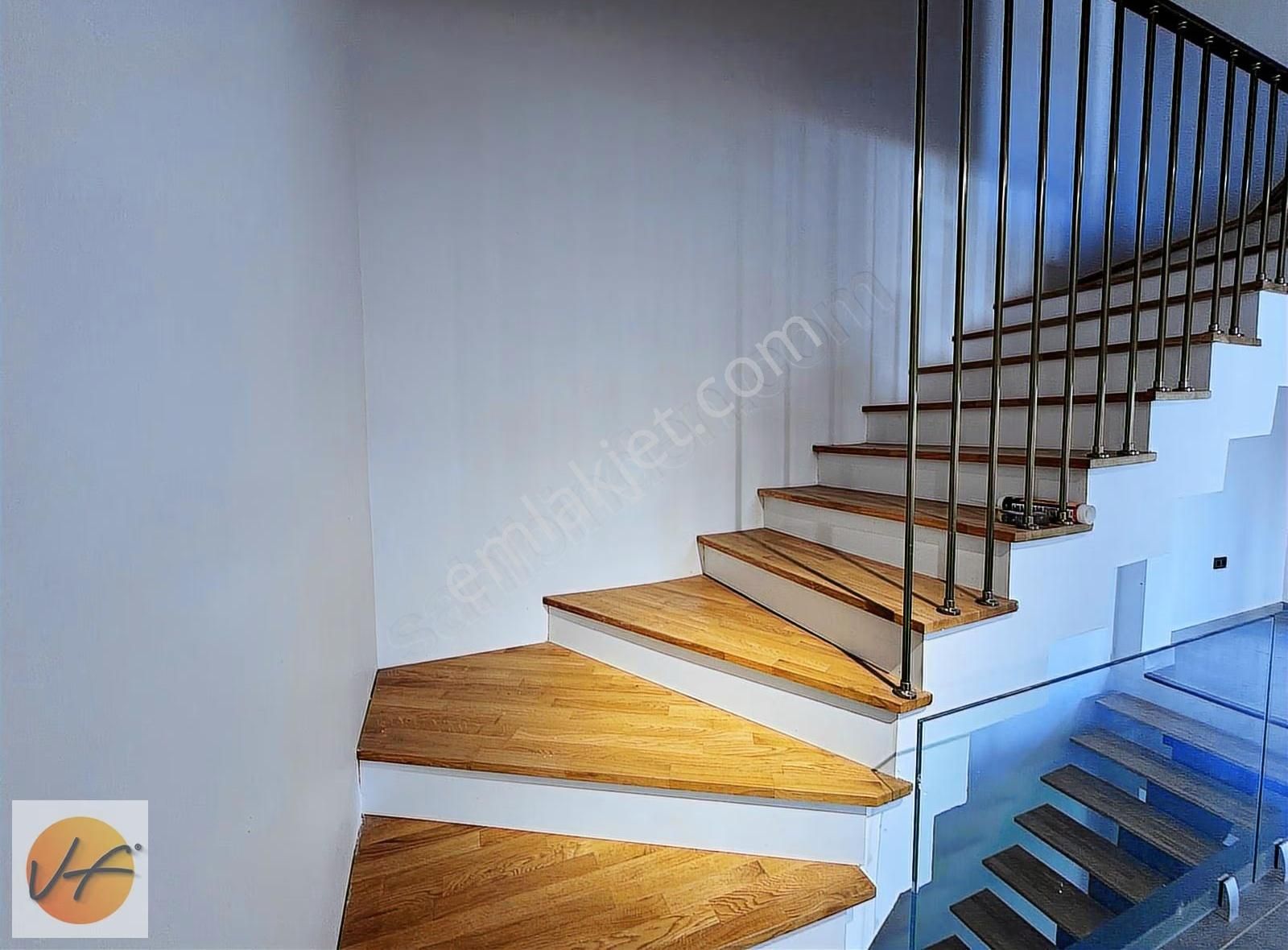 Bornova Çamiçi Mah Satılık 175 M2 Tripleks Lüks Villa - Görsel 31