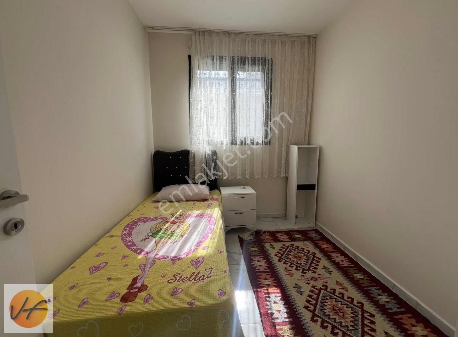 Çeşme Ovacık'ta İki Adet 3+1 Eşyalı Havuzlu Satılık İkiz Villa - Görsel 18