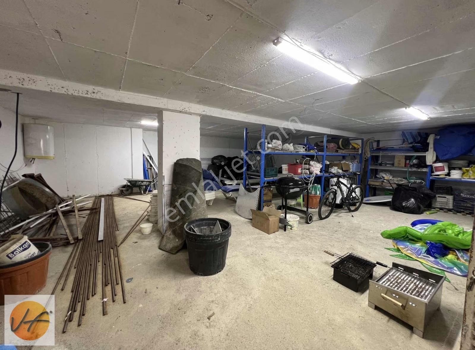 Çeşme Ovacık'ta İki Adet 3+1 Eşyalı Havuzlu Satılık İkiz Villa - Görsel 14