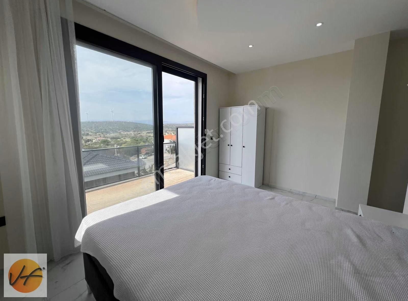 Çeşme Ovacık'ta İki Adet 3+1 Eşyalı Havuzlu Satılık İkiz Villa - Görsel 4