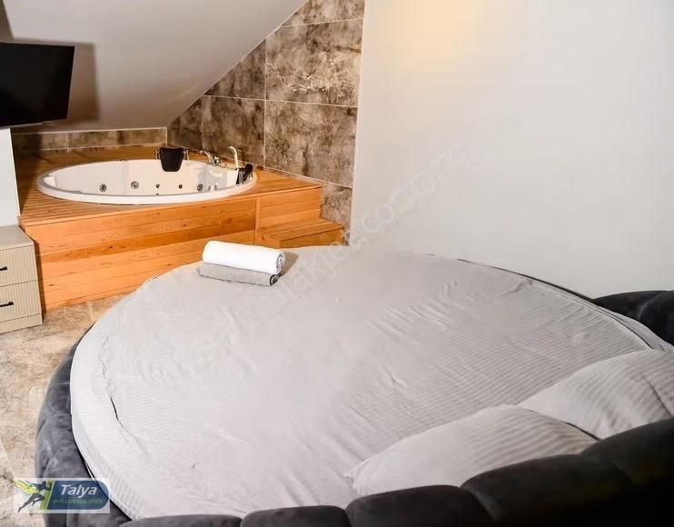 Bölge Olarak Muazam Yerde - Görsel 20