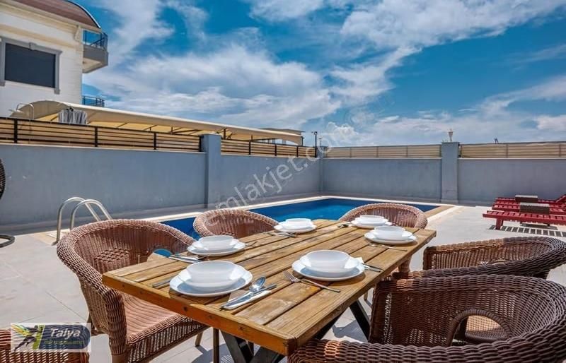 Kadriyede Müstakil Havuzlu Jakuzi Saunalı Eşyalı 4+1,255m2,arsa - Görsel 21