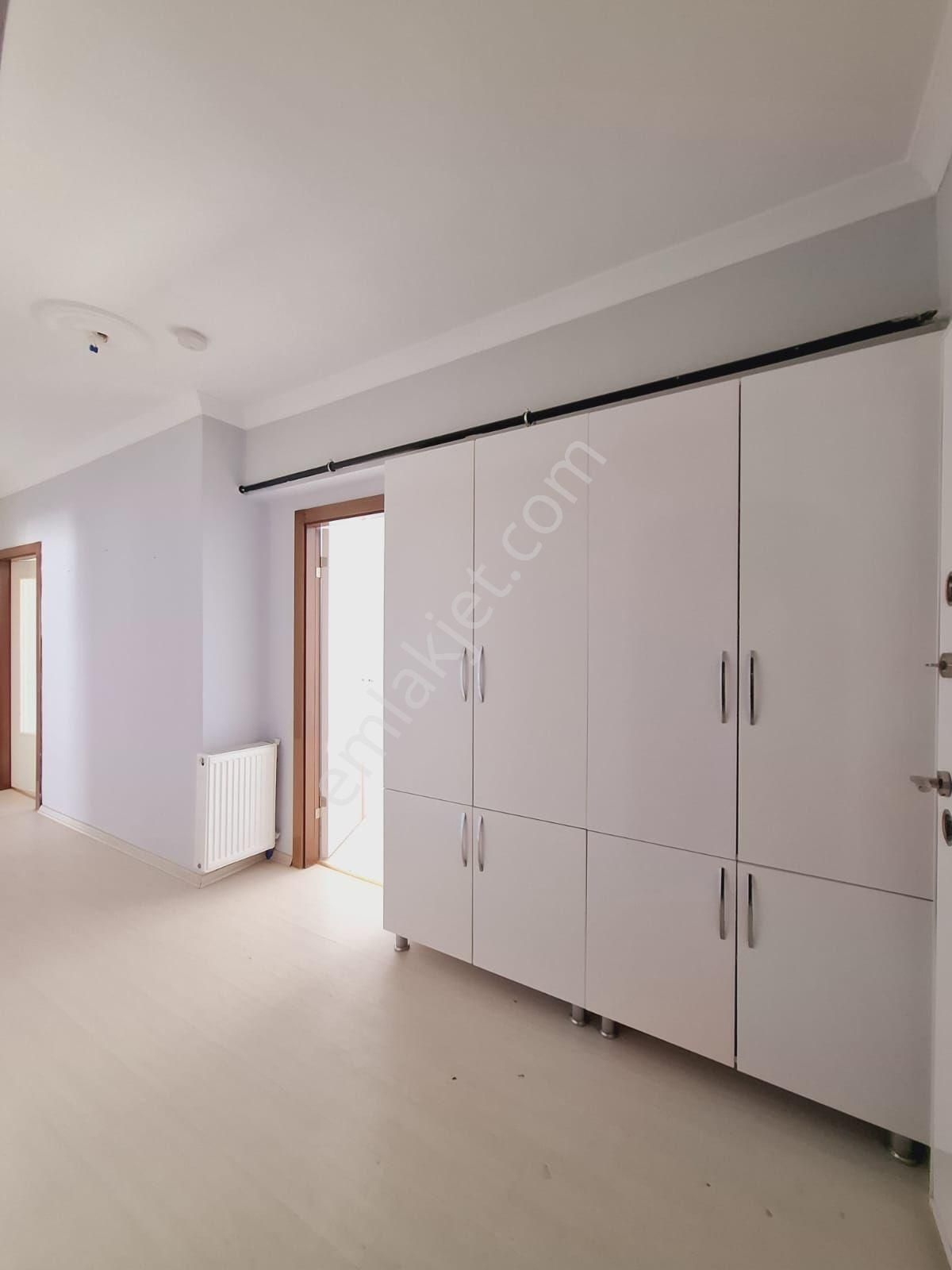 Sincan Yenikentte Satılık 3+1 Okul Çarşı Ulaşıma Yakın Merkezde - Görsel 10