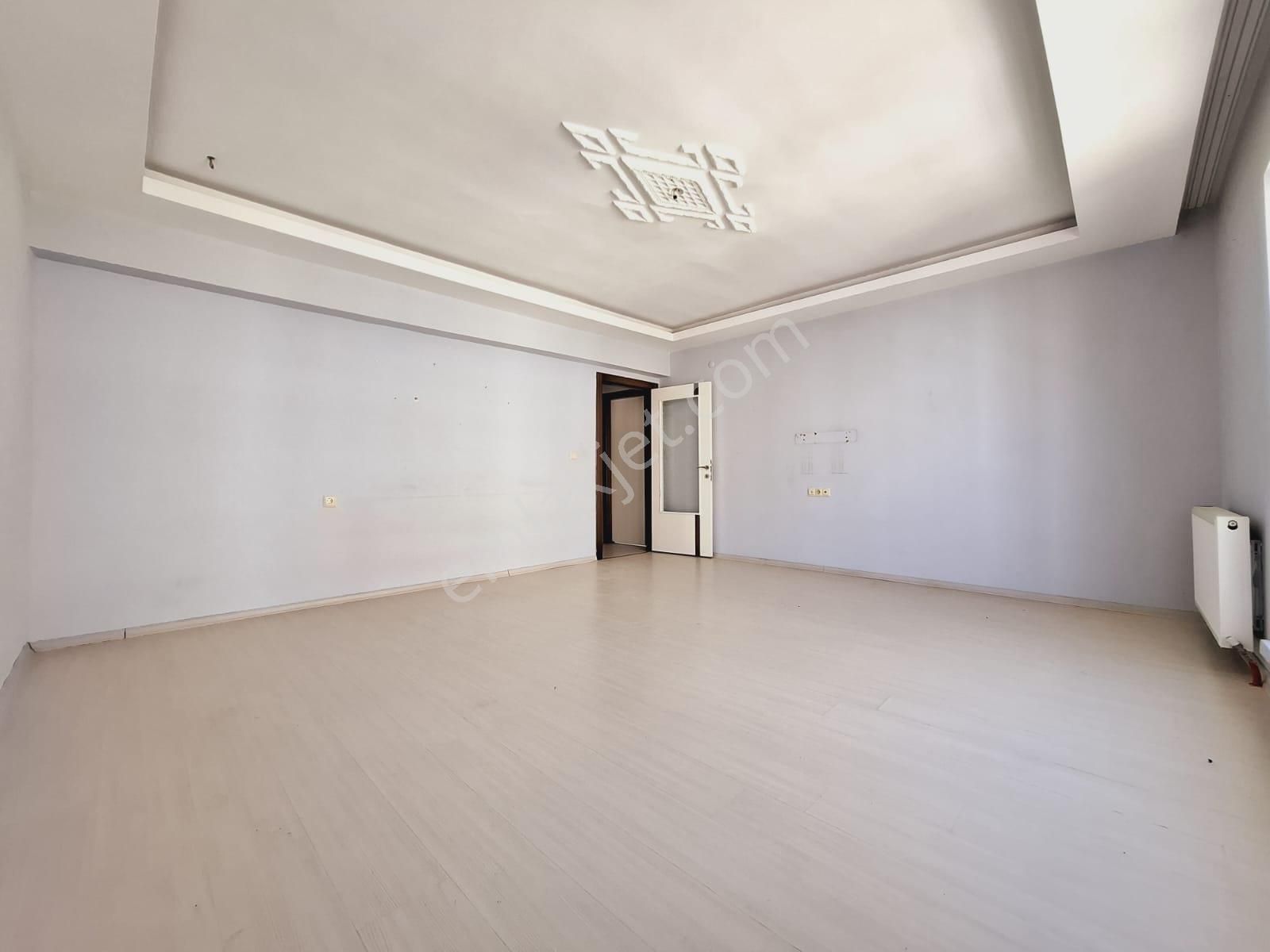 Sincan Yenikentte Satılık 3+1 Okul Çarşı Ulaşıma Yakın Merkezde - Görsel 17