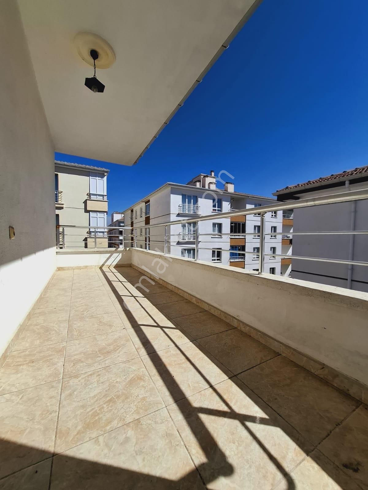 Sincan Yenikentte Satılık 3+1 Okul Çarşı Ulaşıma Yakın Merkezde - Görsel 8