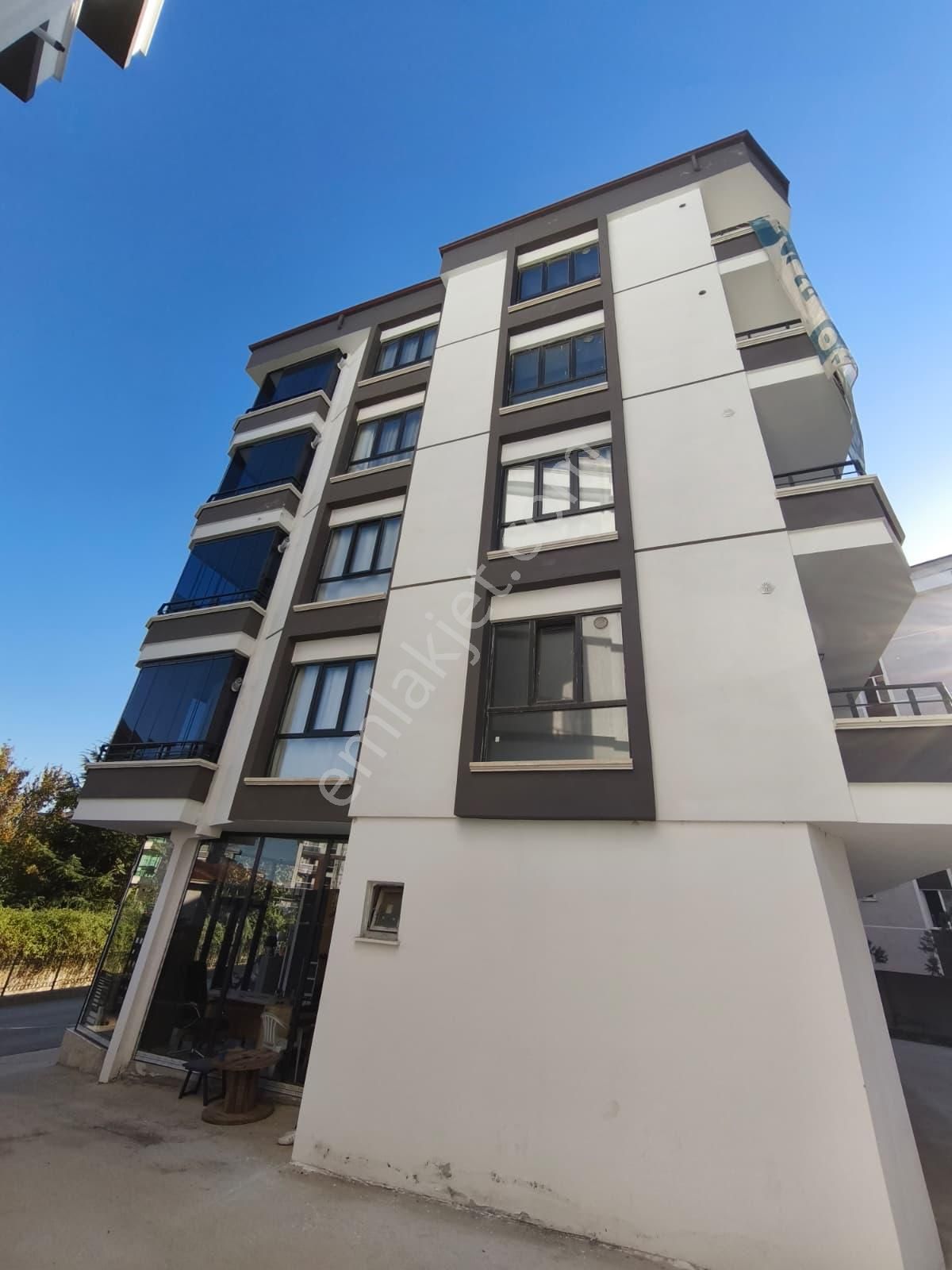 Truva/nazım Demirci'den Tramvaya Cephe Satılık 1+1 Geniş Daire - Görsel 6