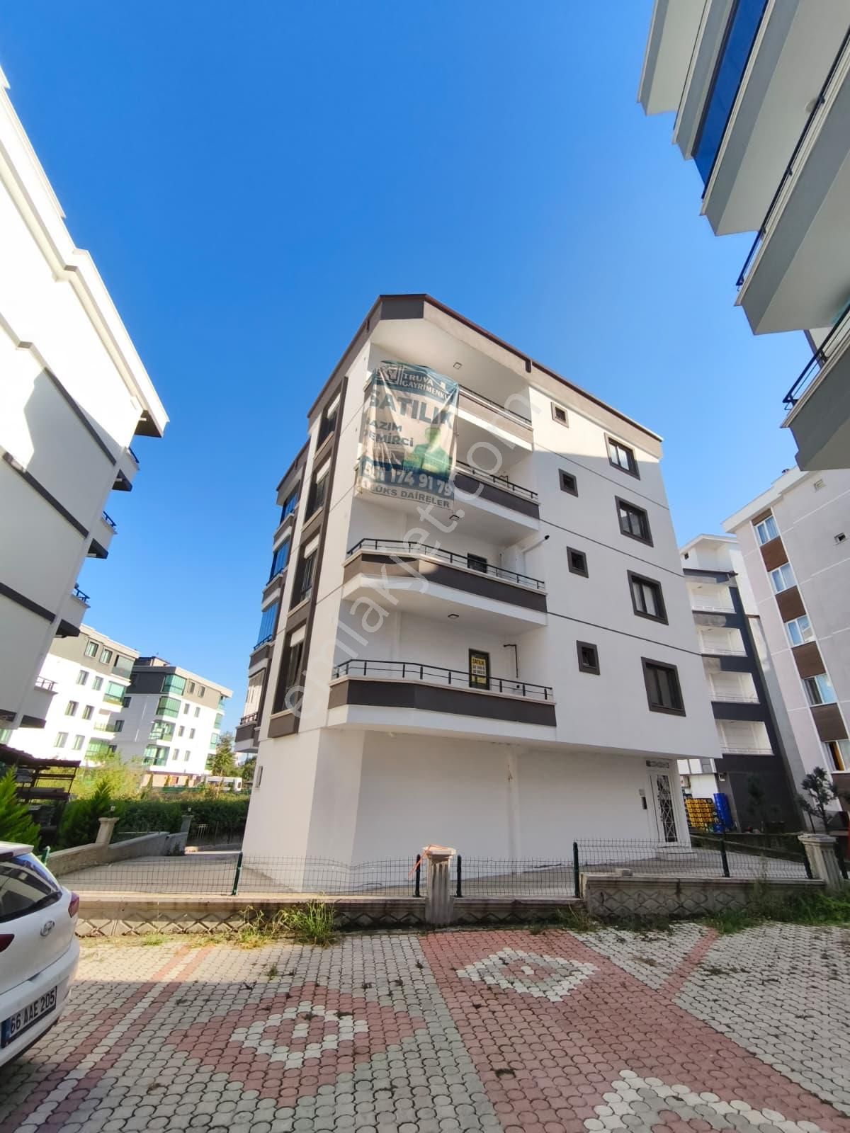 Truva/nazım Demirci'den Tramvaya Cephe Satılık 1+1 Geniş Daire - Görsel 5