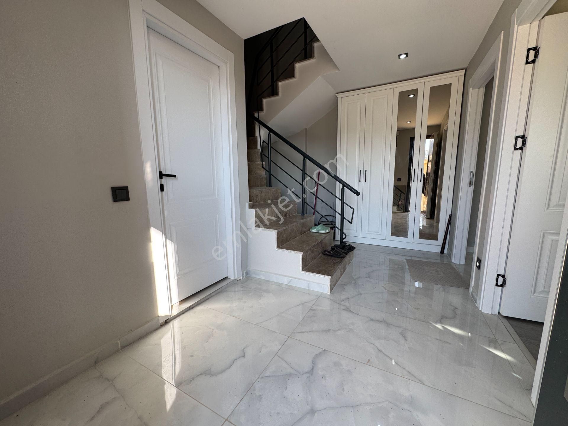 Mersin Mezitli Bozön Mah. Satılık 4+1 Müstakil Villa - Görsel 14