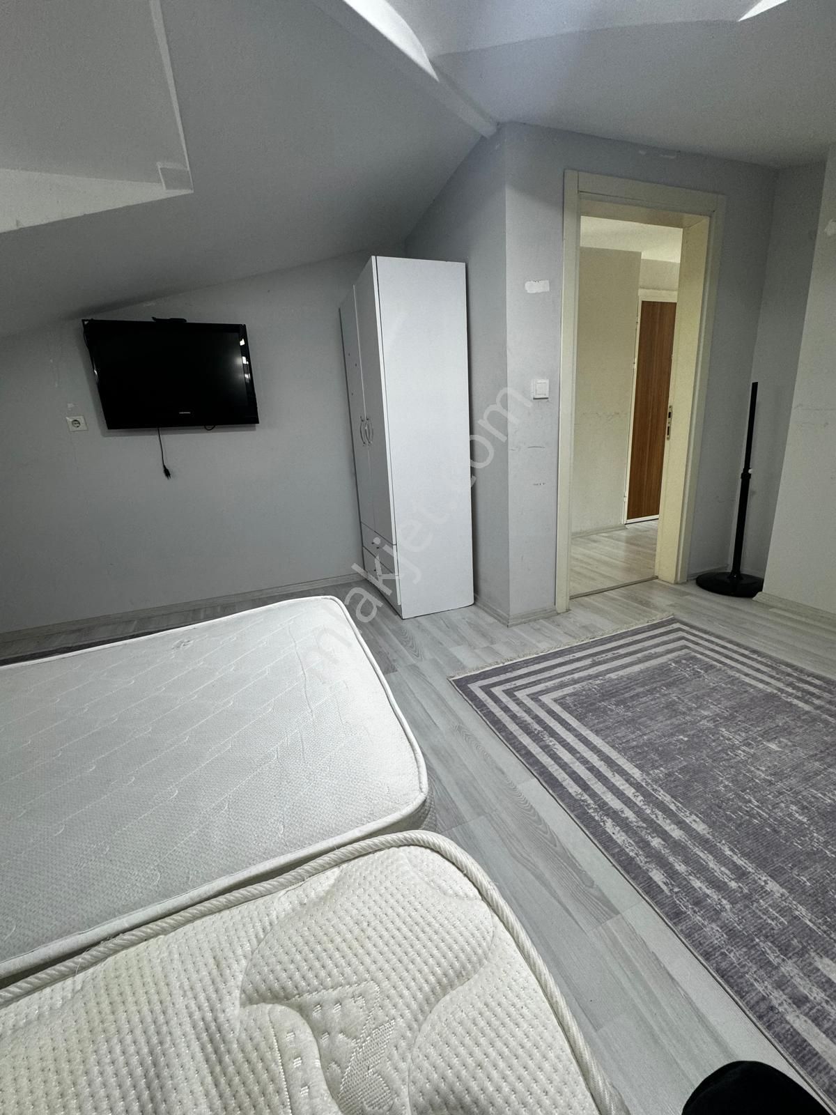 Özmecaz'dan Forum Çamlık Avm Yakını 2+1 Eşyalı Fırsat Apart - Görsel 6