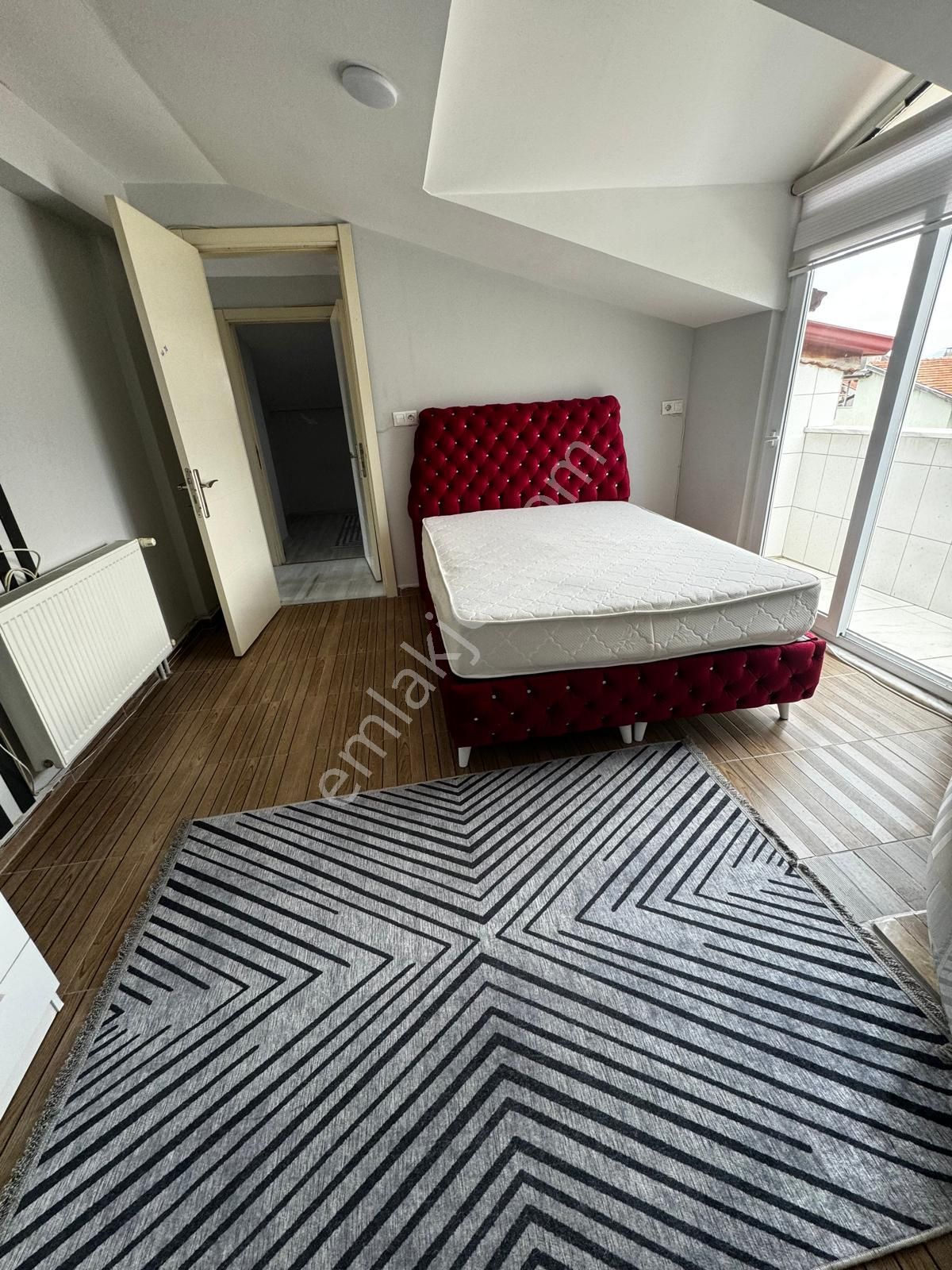 Özmecaz'dan Forum Çamlık Avm Yakını 2+1 Eşyalı Fırsat Apart - Görsel 7