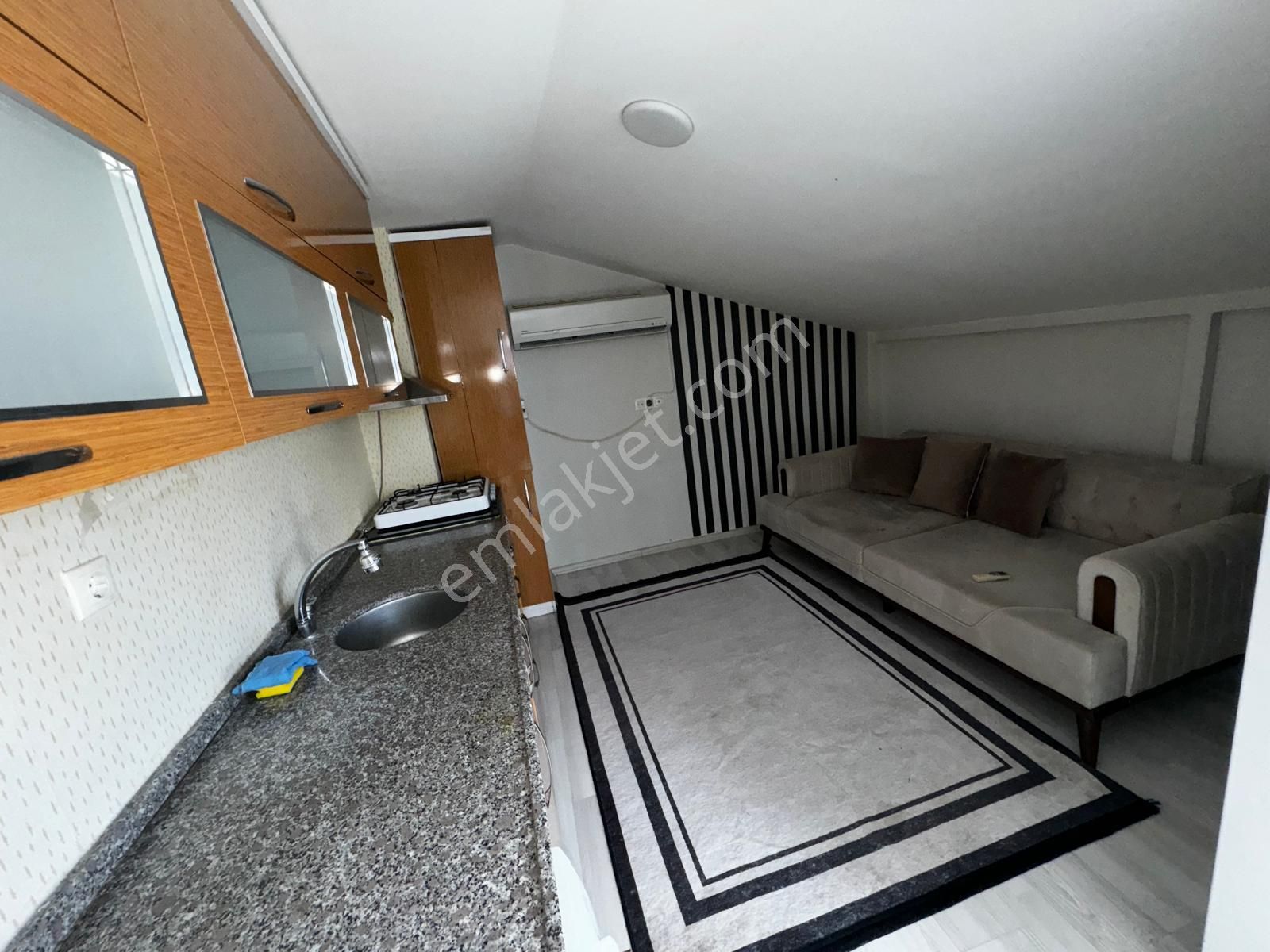 Özmecaz'dan Forum Çamlık Avm Yakını 2+1 Eşyalı Fırsat Apart - Görsel 4