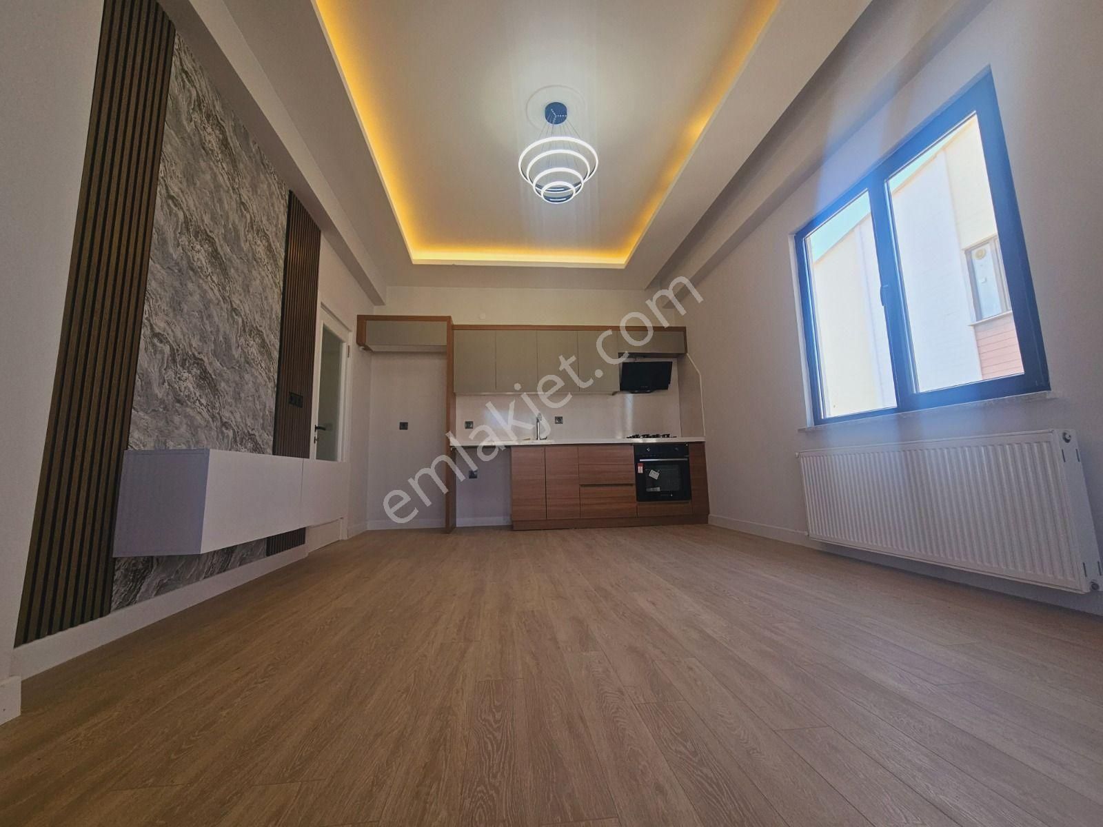 Cantan Emlaktan Akçay Altınkumda Pazara Yakın Denize 500m 2+1 Yeni Sıfır Daire - Görsel 21