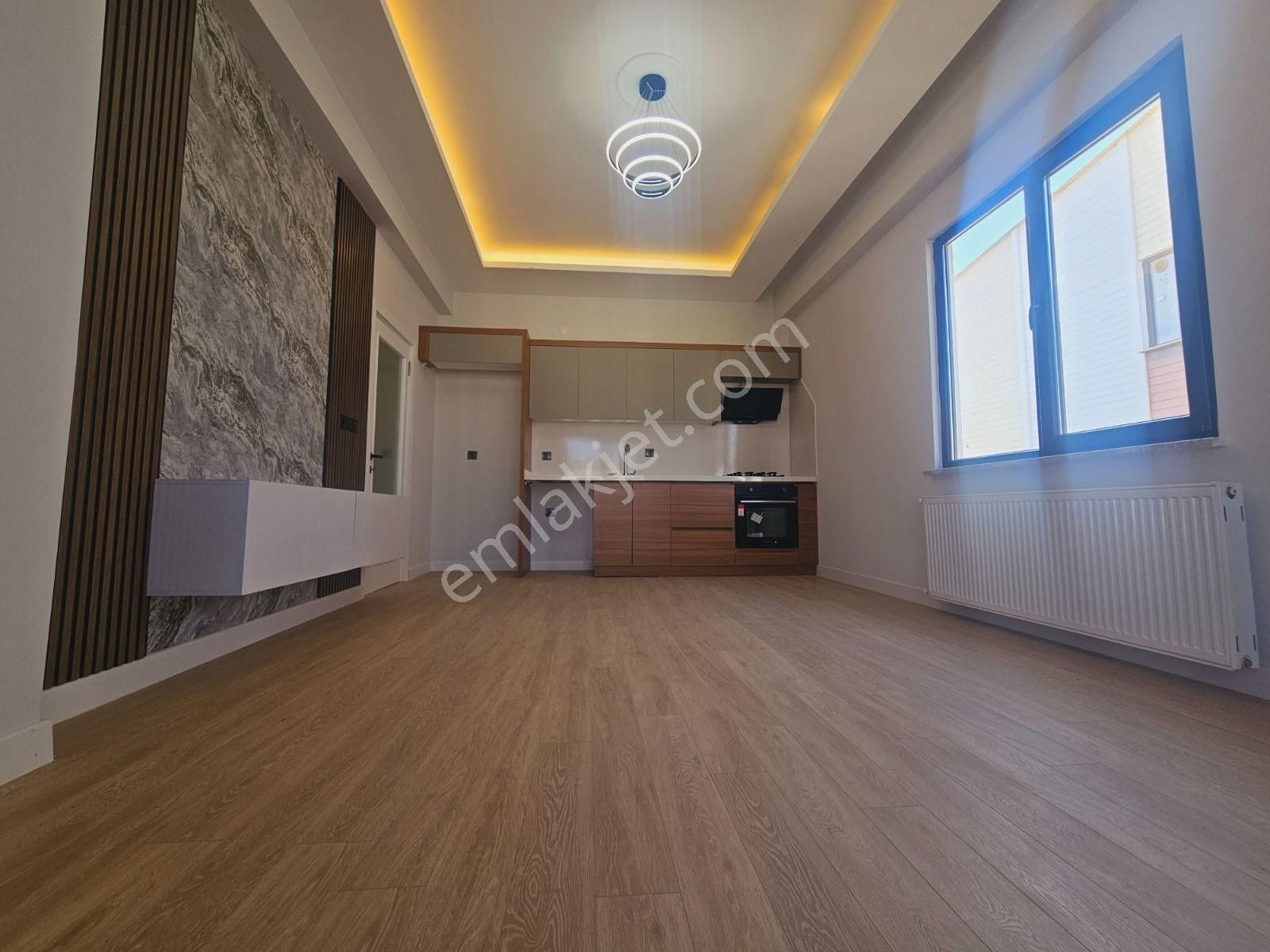 Cantan Emlaktan Akçay Altınkumda Pazara Yakın Denize 500m 2+1 Yeni Sıfır Daire - Görsel 2