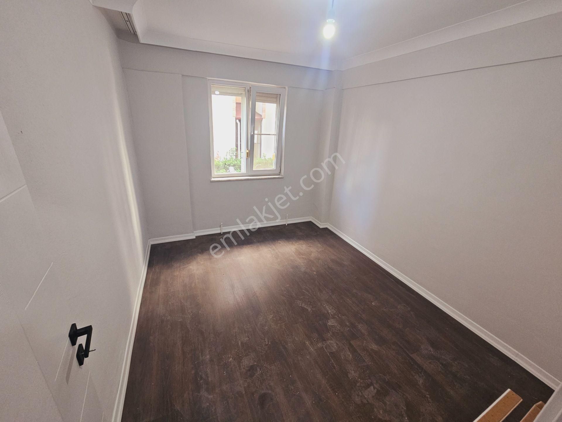 Cantan Emlaktan Akçay Merkezde Denize Pazara Her Yere Yakın Bahçe Kullanımlı 2+1 Daire - Görsel 14