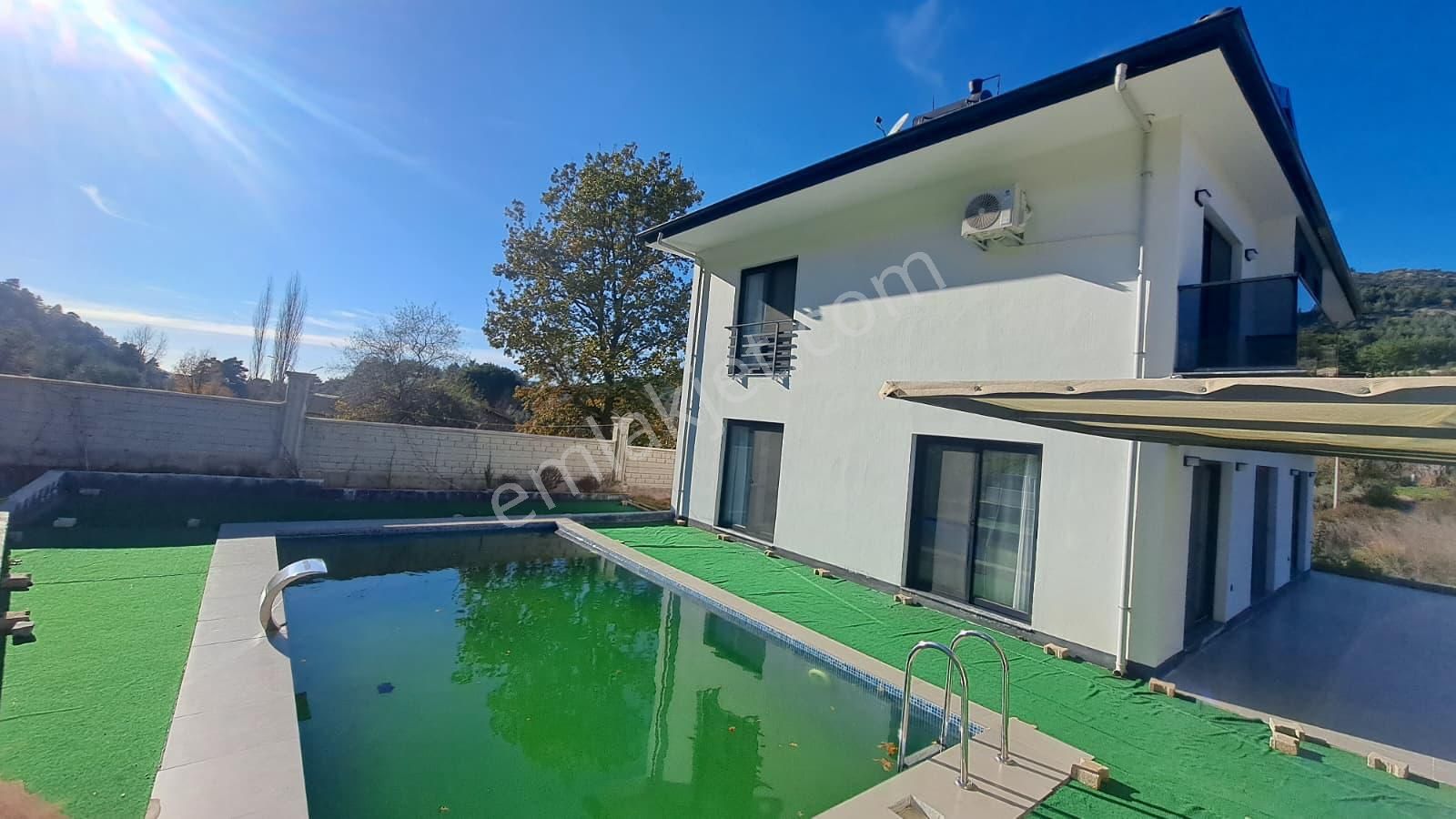 Stop’tan Kızılbel Merkez 4+1 Müstakil Villa