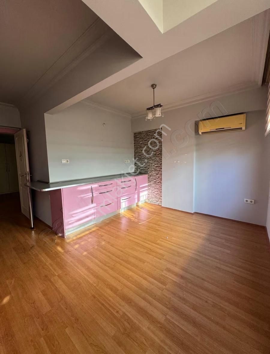 Damlataş Plajı Yakını 3+1 Kısmi Eşyalı Kiralık Daire - Görsel 8