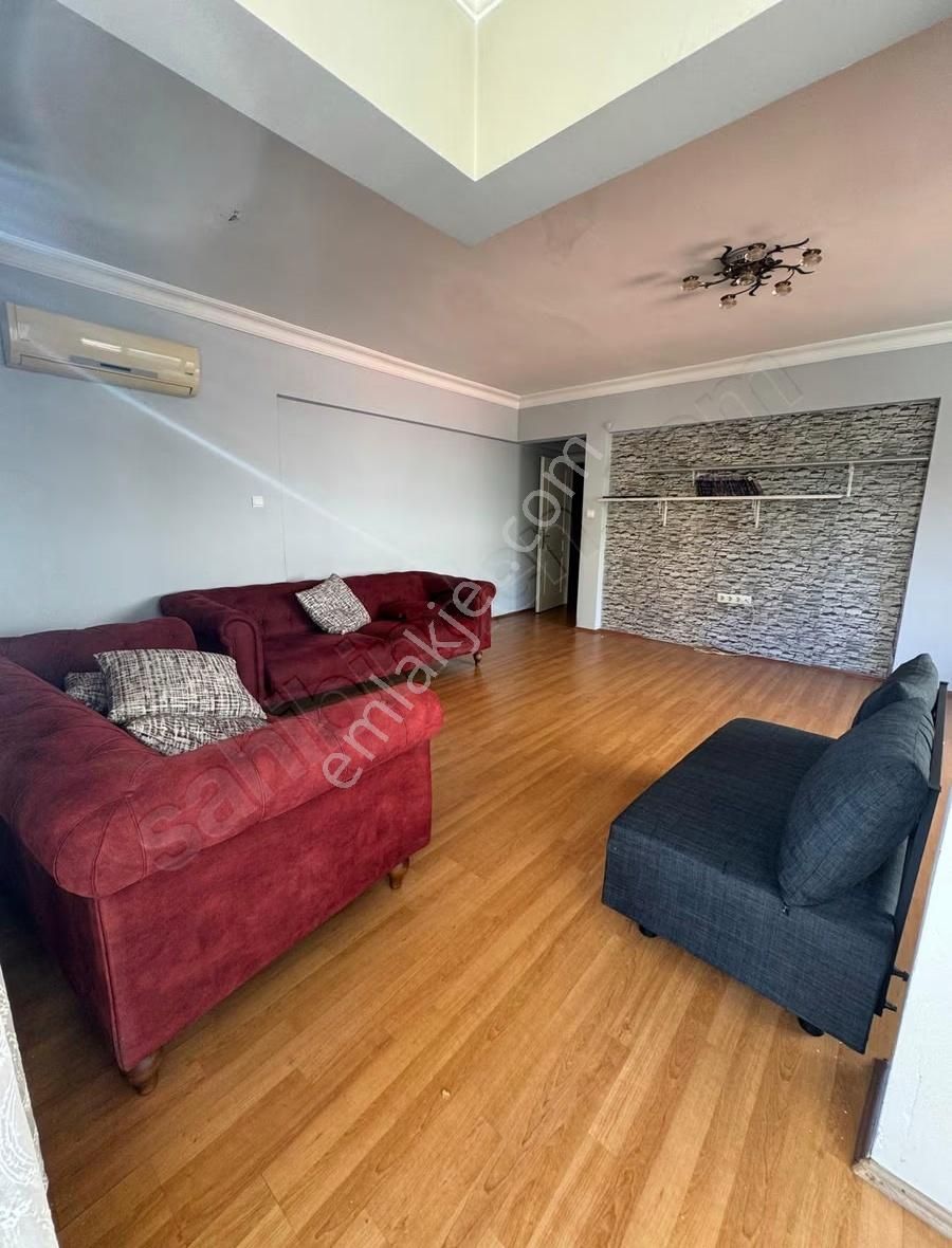 Damlataş Plajı Yakını 3+1 Kısmi Eşyalı Kiralık Daire - Görsel 4