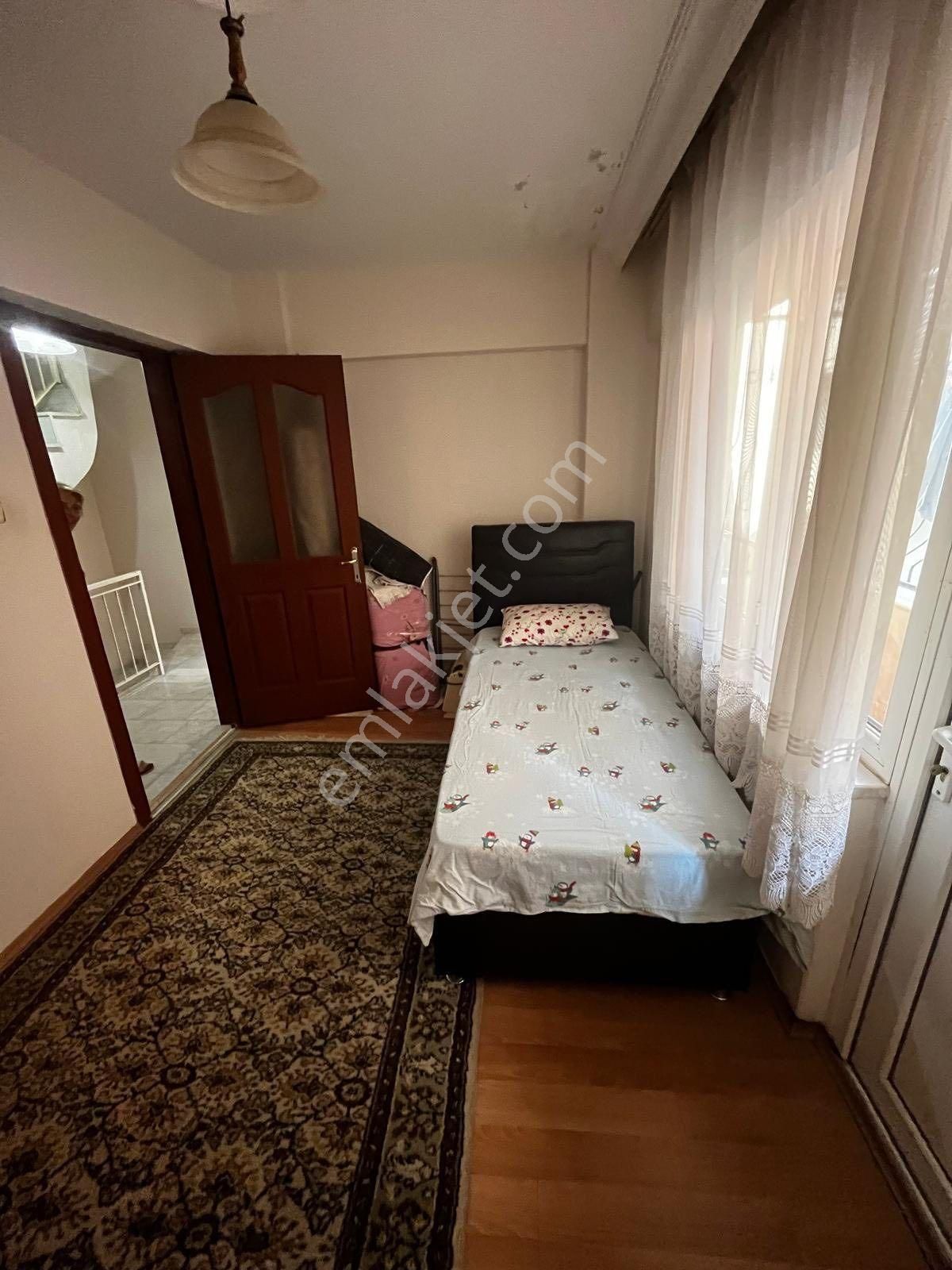 Genç Gayrimenkulden Tripleks Daire - Görsel 6