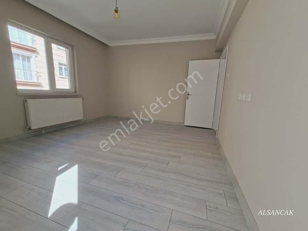 Etimesgut Merkezde 3+1 Orta Katta Güney Cephe Yapılı Lüks Daire - Görsel 17