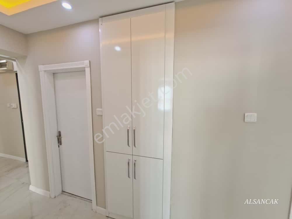 Etimesgut Merkezde 3+1 Orta Katta Güney Cephe Yapılı Lüks Daire - Görsel 14