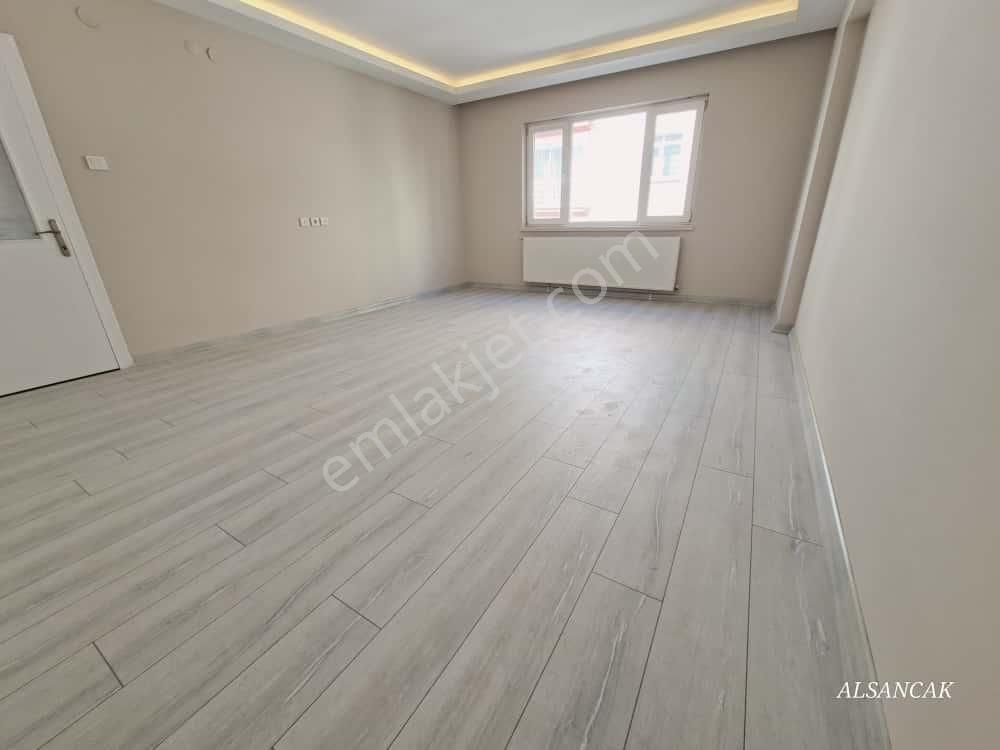 Etimesgut Merkezde 3+1 Orta Katta Güney Cephe Yapılı Lüks Daire - Görsel 8