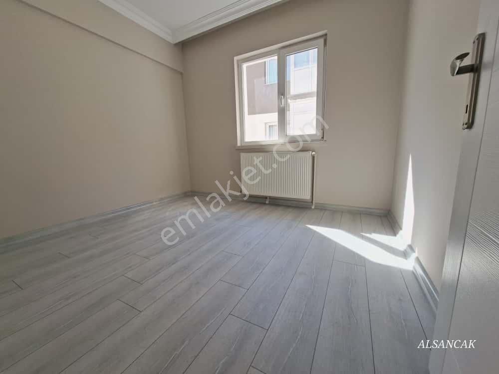 Etimesgut Merkezde 3+1 Orta Katta Güney Cephe Yapılı Lüks Daire - Görsel 21