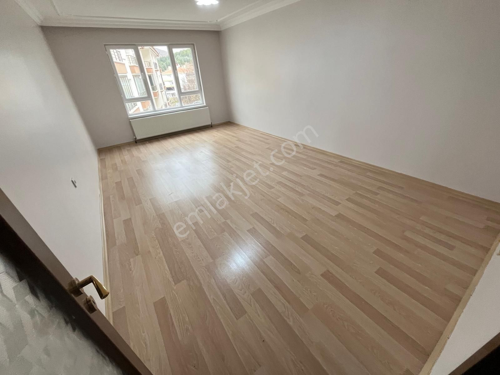 Karapürçek'te Stadyum Yanı Asansörlü 140 M2 1.katta Full Yapılı Satılık Daire !! - Görsel 10