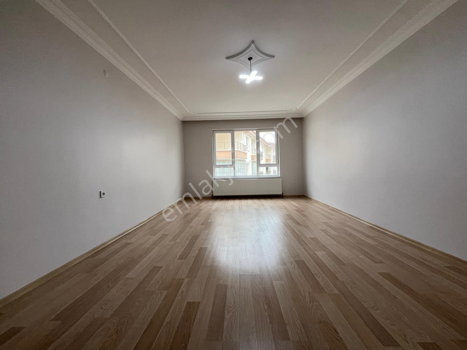 Karapürçek'te Stadyum Yanı Asansörlü 140 M2 1.katta Full Yapılı Satılık Daire !! - Görsel 9