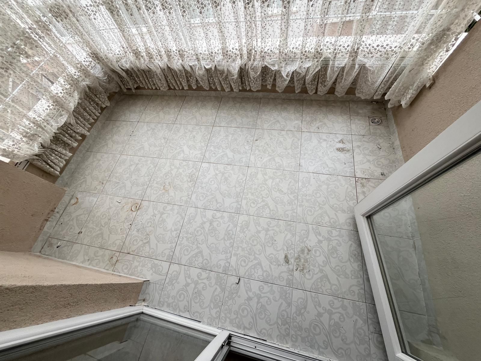 Karapürçek'te Stadyum Yanı Asansörlü 140 M2 1.katta Full Yapılı Satılık Daire !! - Görsel 27