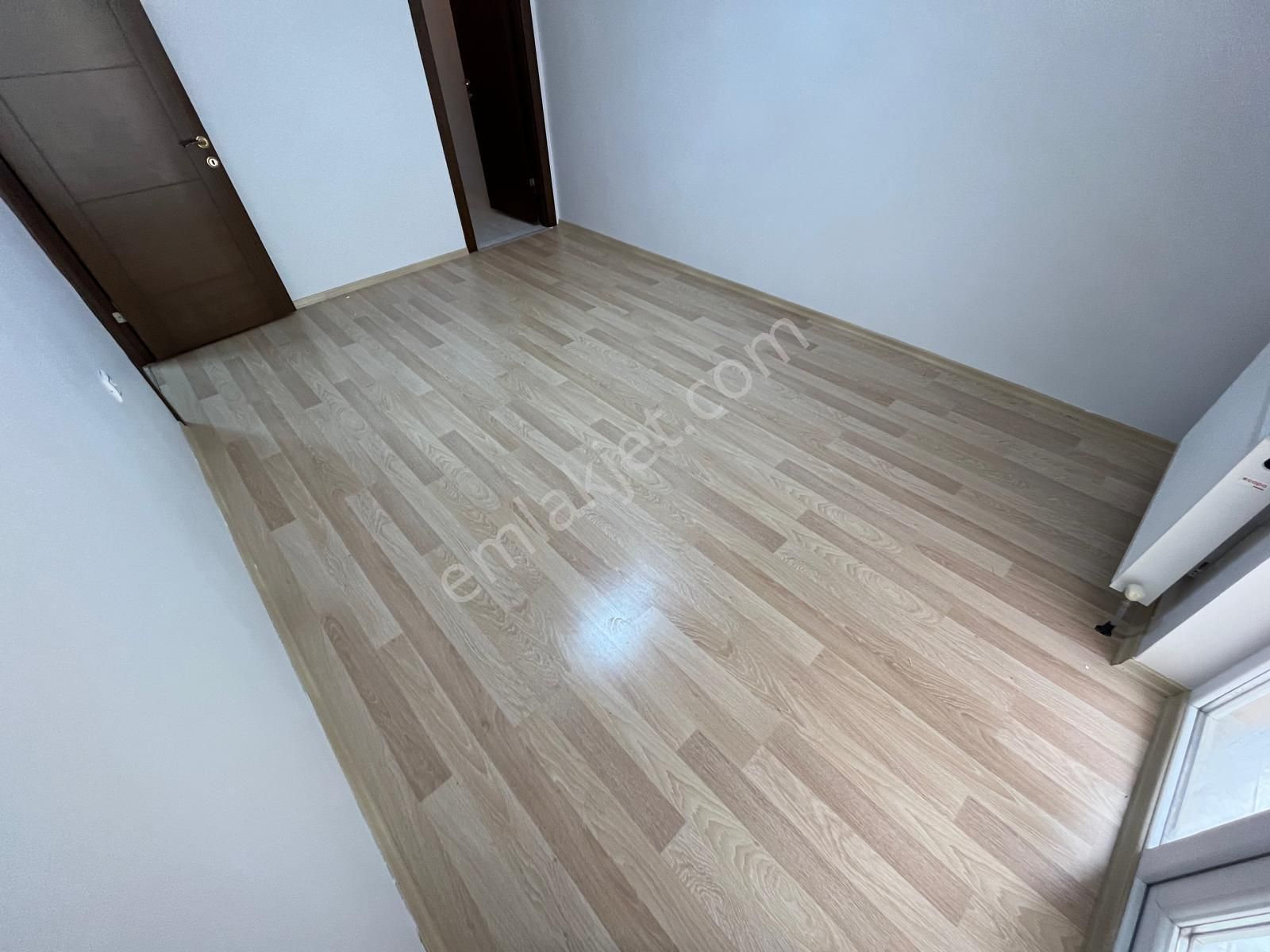 Karapürçek'te Stadyum Yanı Asansörlü 140 M2 1.katta Full Yapılı Satılık Daire !! - Görsel 23