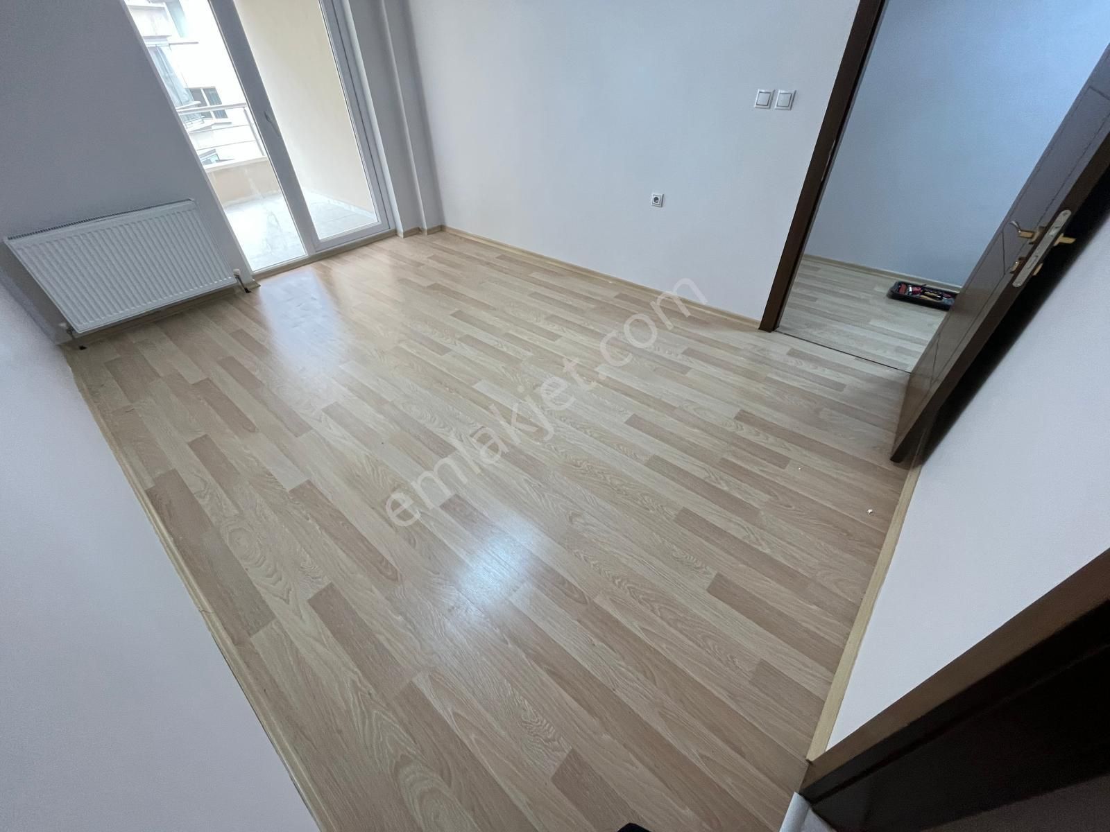 Karapürçek'te Stadyum Yanı Asansörlü 140 M2 1.katta Full Yapılı Satılık Daire !! - Görsel 20