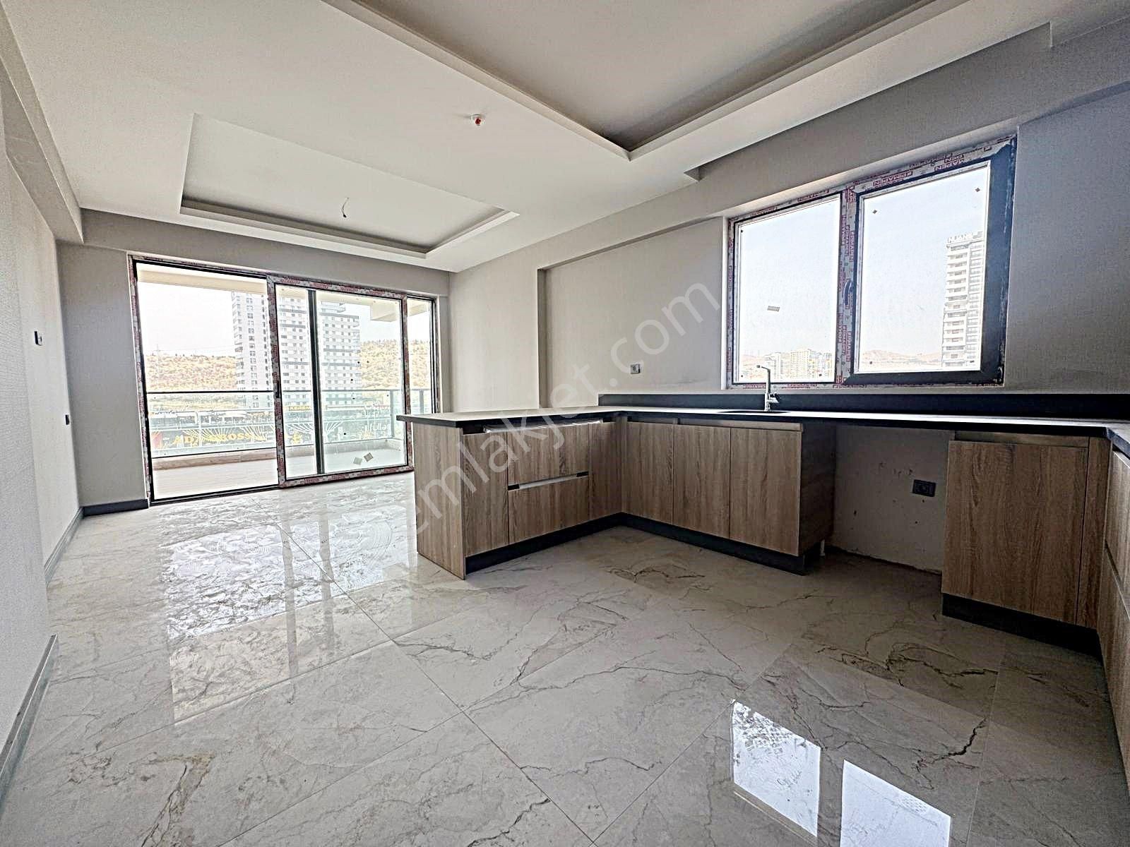 Keçiören Ovacıkta Site İçinde 5.5+1 200m2 4.katta Sıfır Bina Daire - Görsel 3