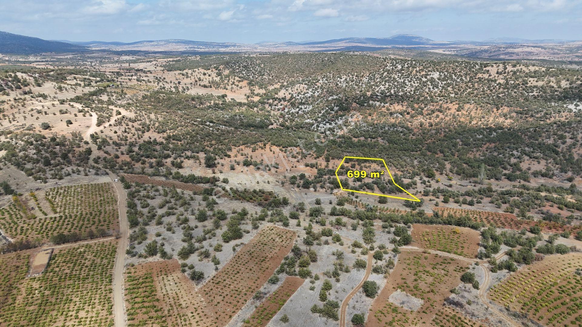 Konya / Bozkır / Hamzalar Mahallesinde 699 M² Müstakil Bağ