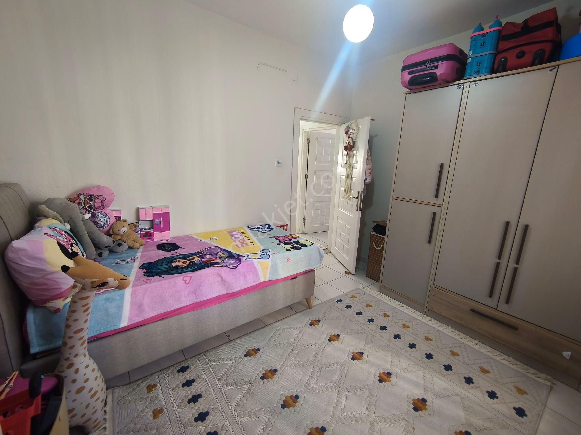 Üniversite Cad 3+1 200 M - Görsel 10