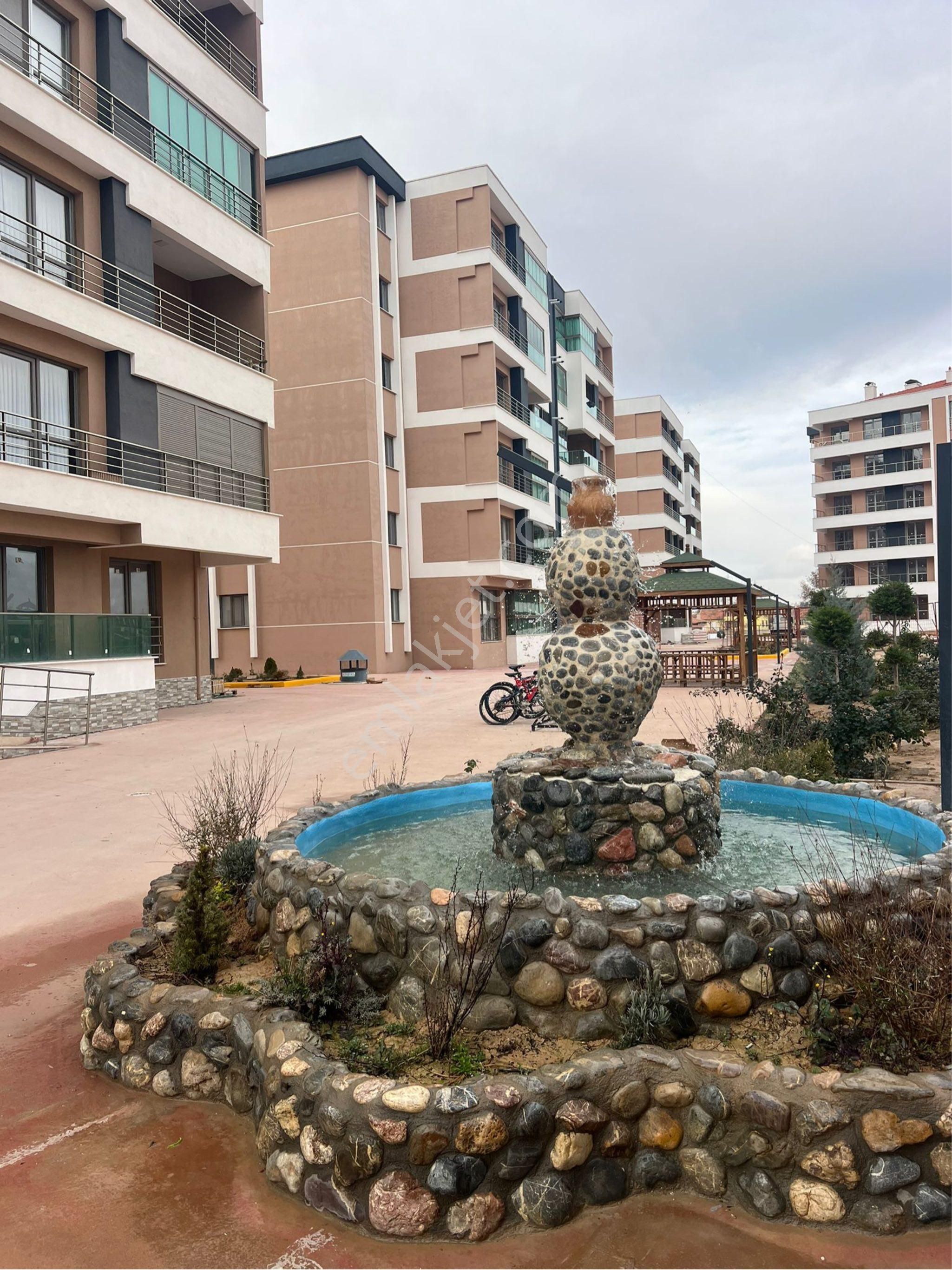 Meram Gazze Caddesi Üzerinde Gürhan Gayrimenkulden Satılık Ultra Lüks 4+1 Arakat Daire - Görsel 6