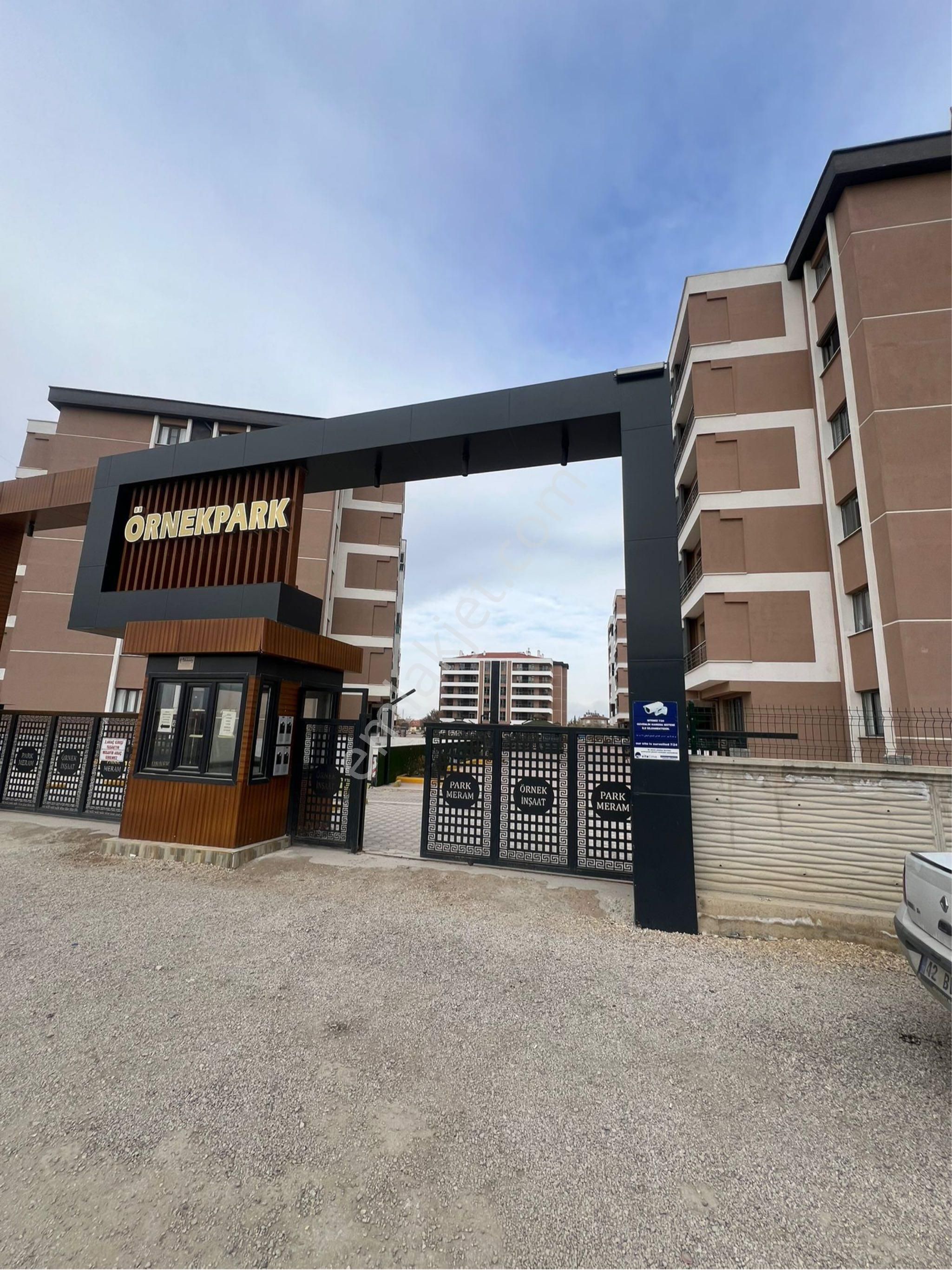 Meram Gazze Caddesi Üzerinde Gürhan Gayrimenkulden Satılık Ultra Lüks 4+1 Arakat Daire