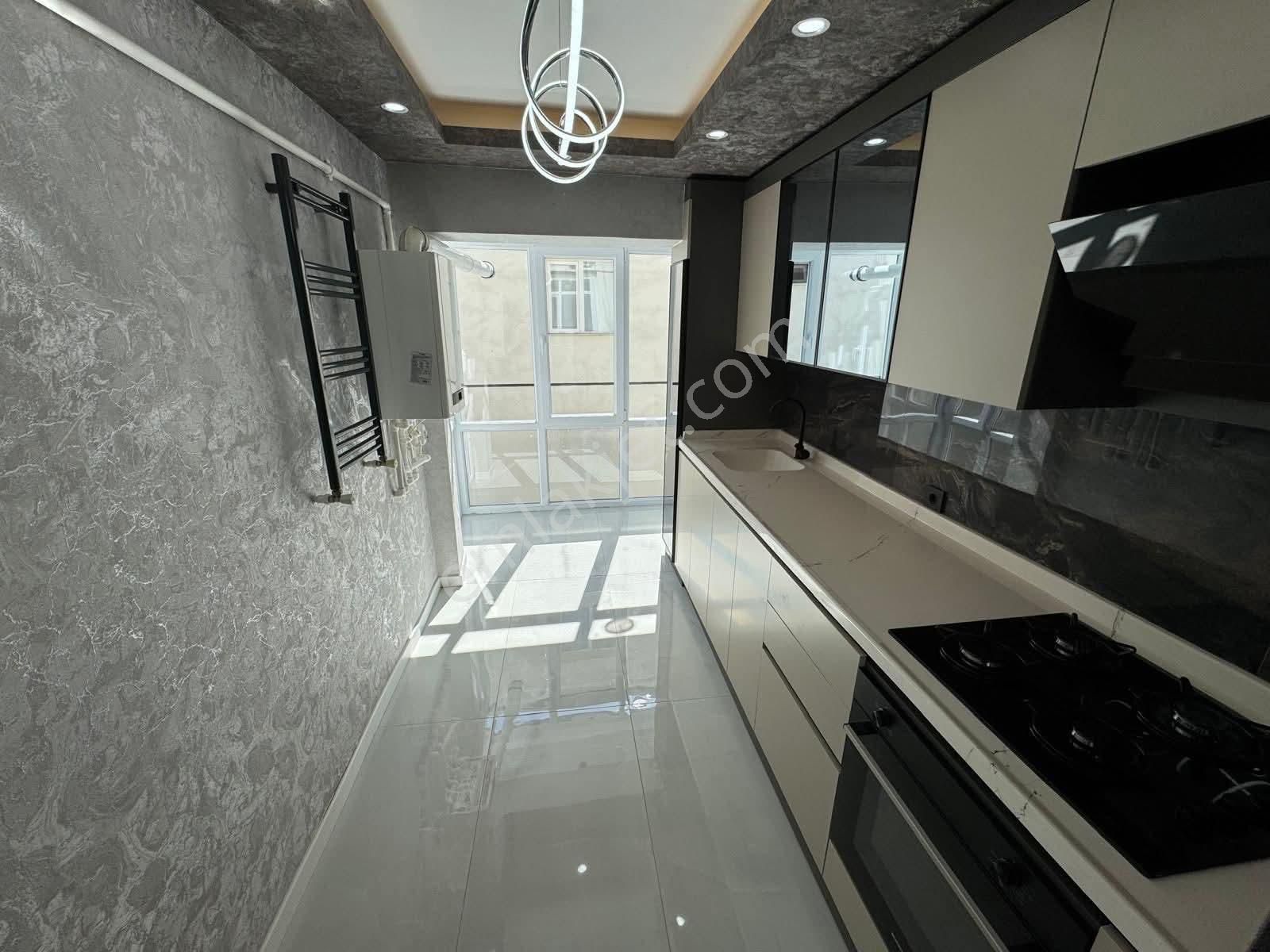 Sincan Mareşal Ç. Mh De 3+1 Ara Katta Full Yapılı Daire - Görsel 2