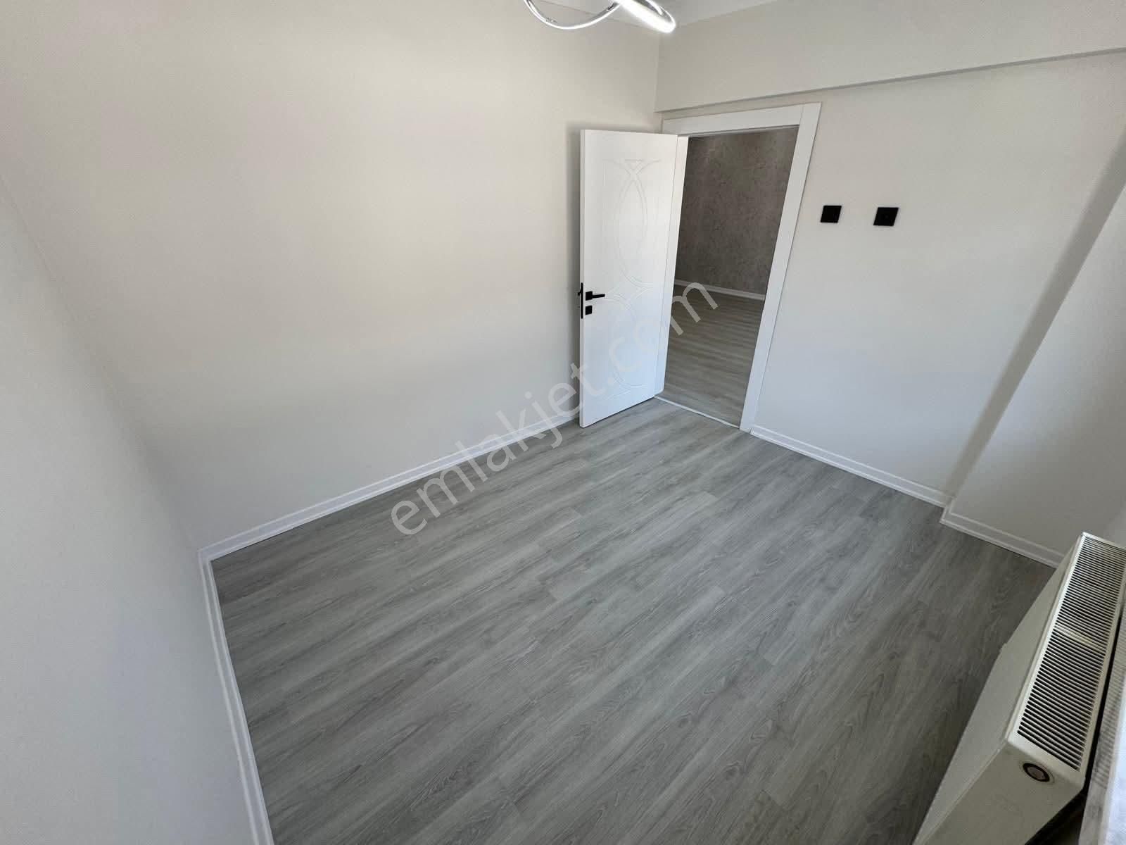 Sincan Mareşal Ç. Mh De 3+1 Ara Katta Full Yapılı Daire - Görsel 12