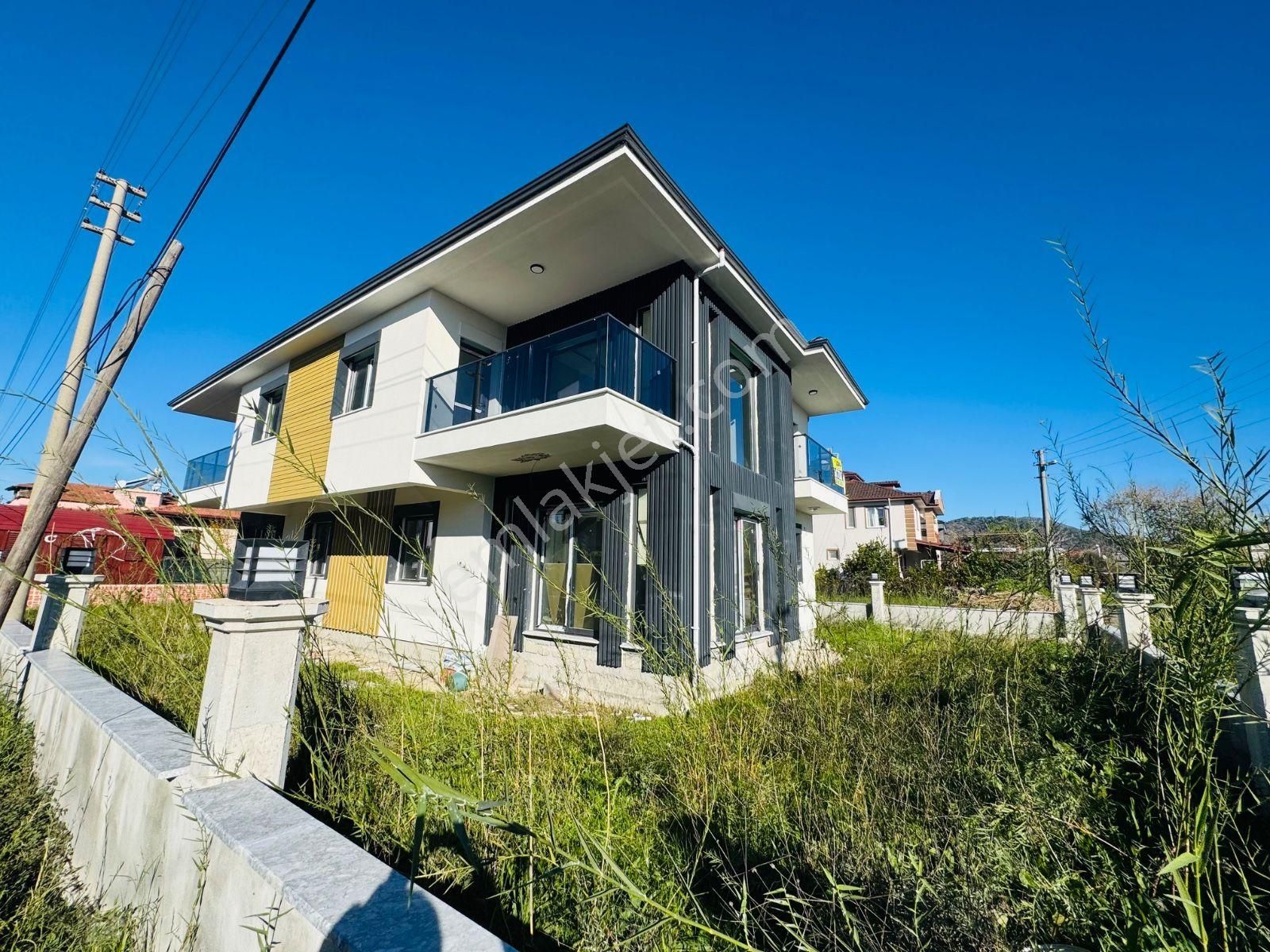 🏡 Ortaca Dikmekavak’ta Sarıgerme Yolu Üzerinde 3+1 Galeri Tipi Villa