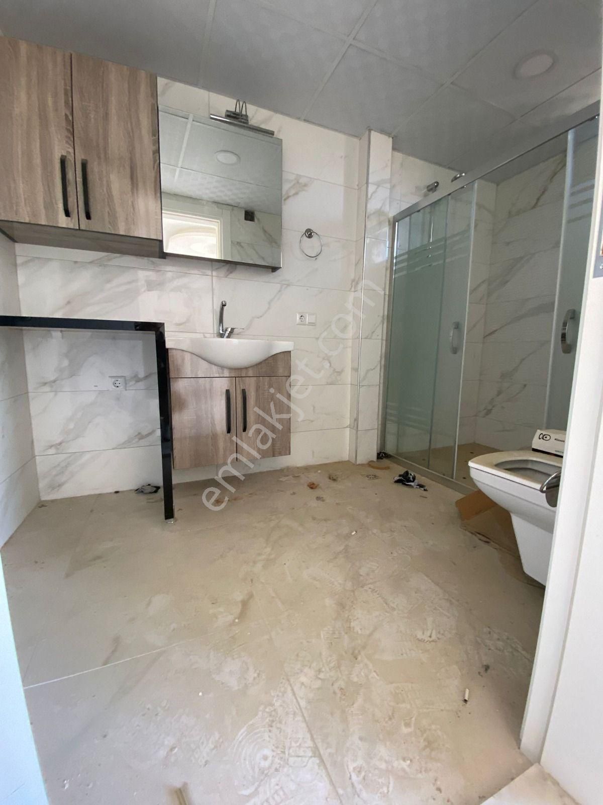 Cadde Üzerinde Ferah Yeni Daire - Görsel 9