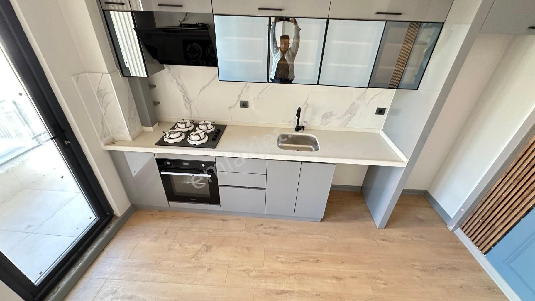 Cantan Emlaktan Akçay Lüks Yeni Sıfır Geniş Balkonlu Ön Cephe Denize 350m 2+1 Daire - Görsel 3