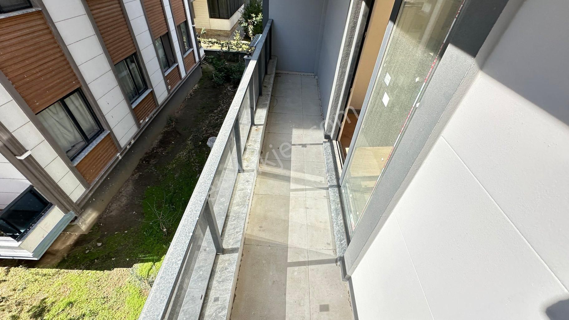 Cantan Emlaktan Akçay Lüks Yeni Sıfır Geniş Balkonlu Ön Cephe Denize 350m 2+1 Daire - Görsel 28