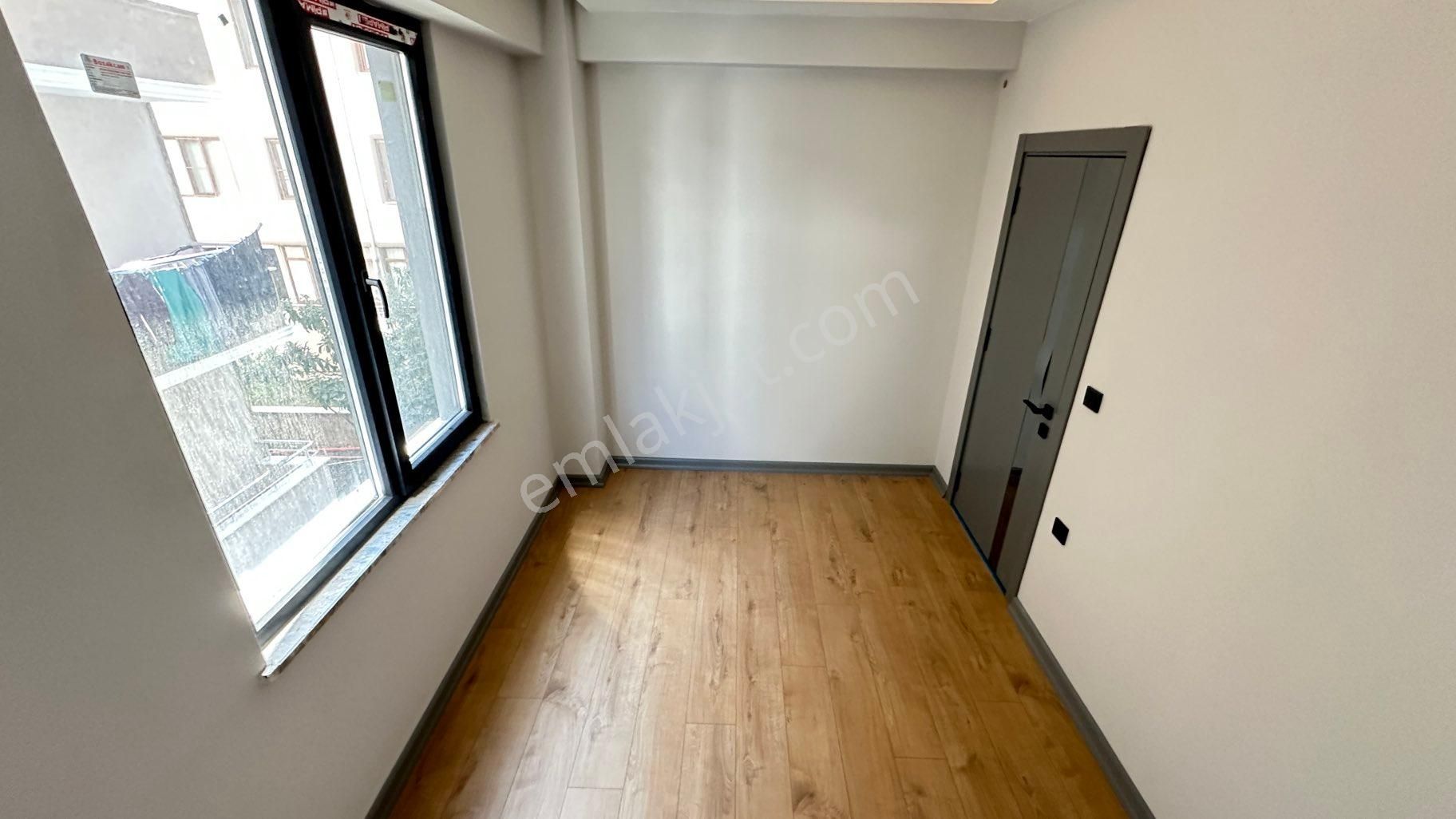 Cantan Emlaktan Akçay Lüks Yeni Sıfır Geniş Balkonlu Ön Cephe Denize 350m 2+1 Daire - Görsel 32