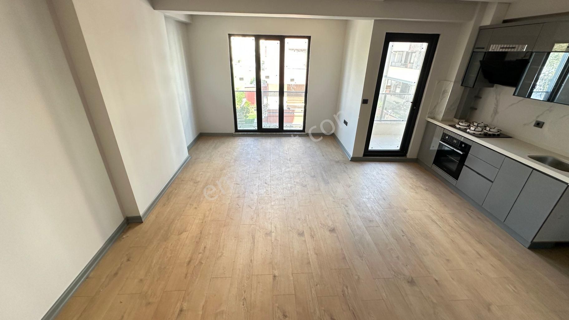 Cantan Emlaktan Akçay Lüks Yeni Sıfır Geniş Balkonlu Ön Cephe Denize 350m 2+1 Daire - Görsel 14