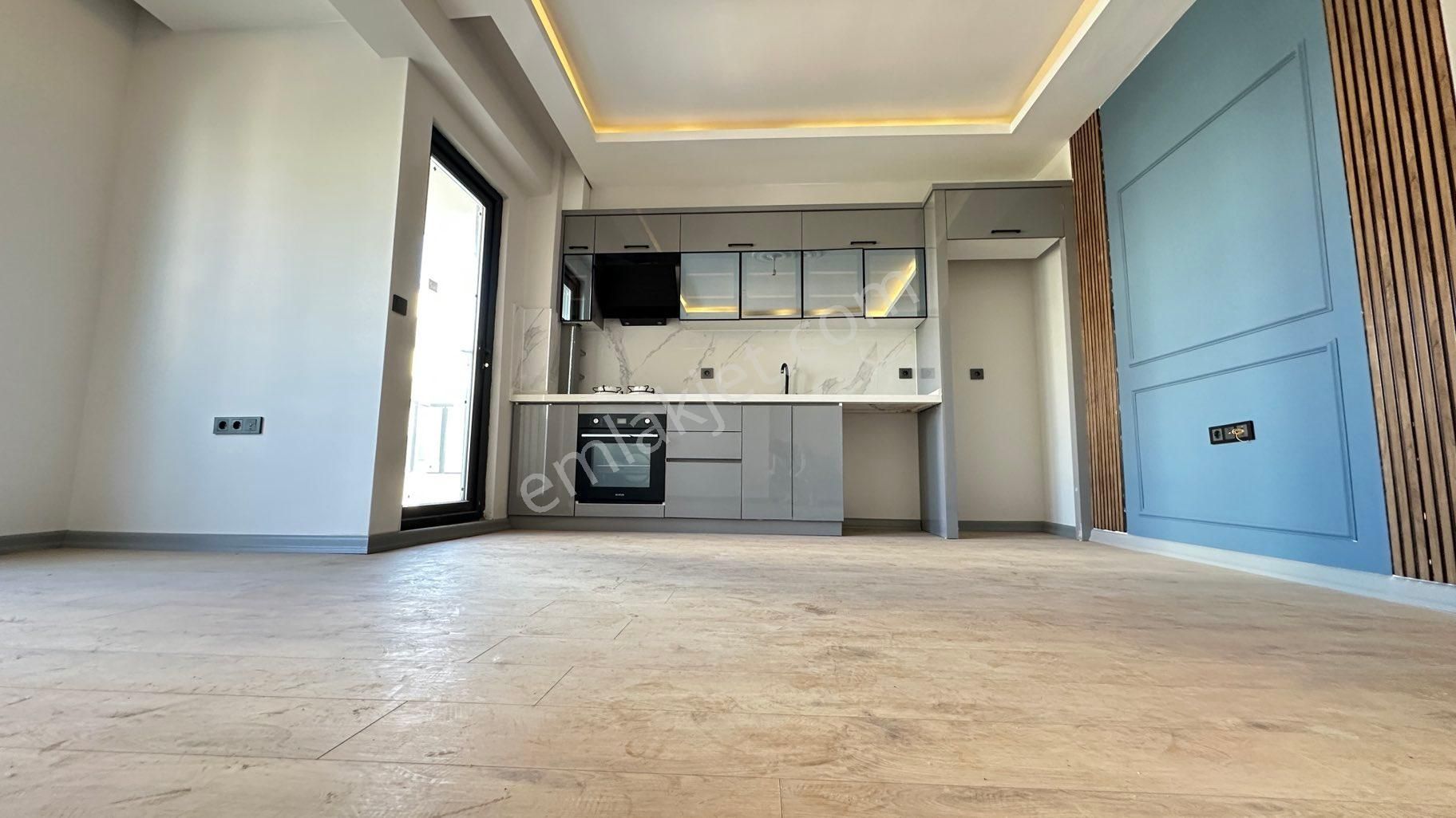 Cantan Emlaktan Akçay Lüks Yeni Sıfır Geniş Balkonlu Ön Cephe Denize 350m 2+1 Daire - Görsel 9
