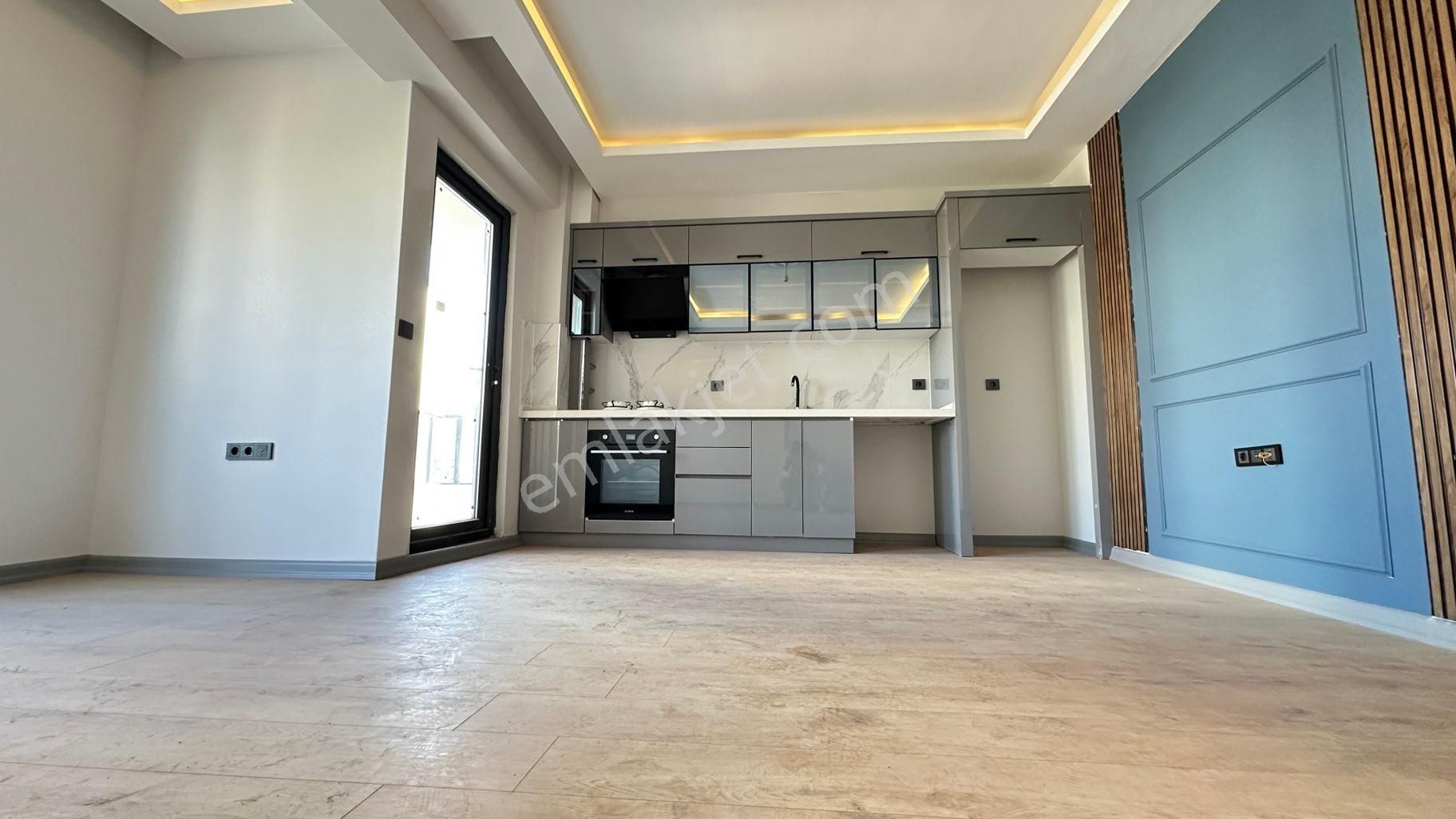 Cantan Emlaktan Akçay Lüks Yeni Sıfır Geniş Balkonlu Ön Cephe Denize 350m 2+1 Daire - Görsel 10