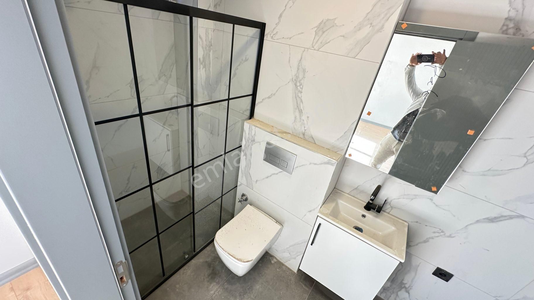 Cantan Emlaktan Akçay Lüks Yeni Sıfır Geniş Balkonlu Ön Cephe Denize 350m 2+1 Daire - Görsel 26